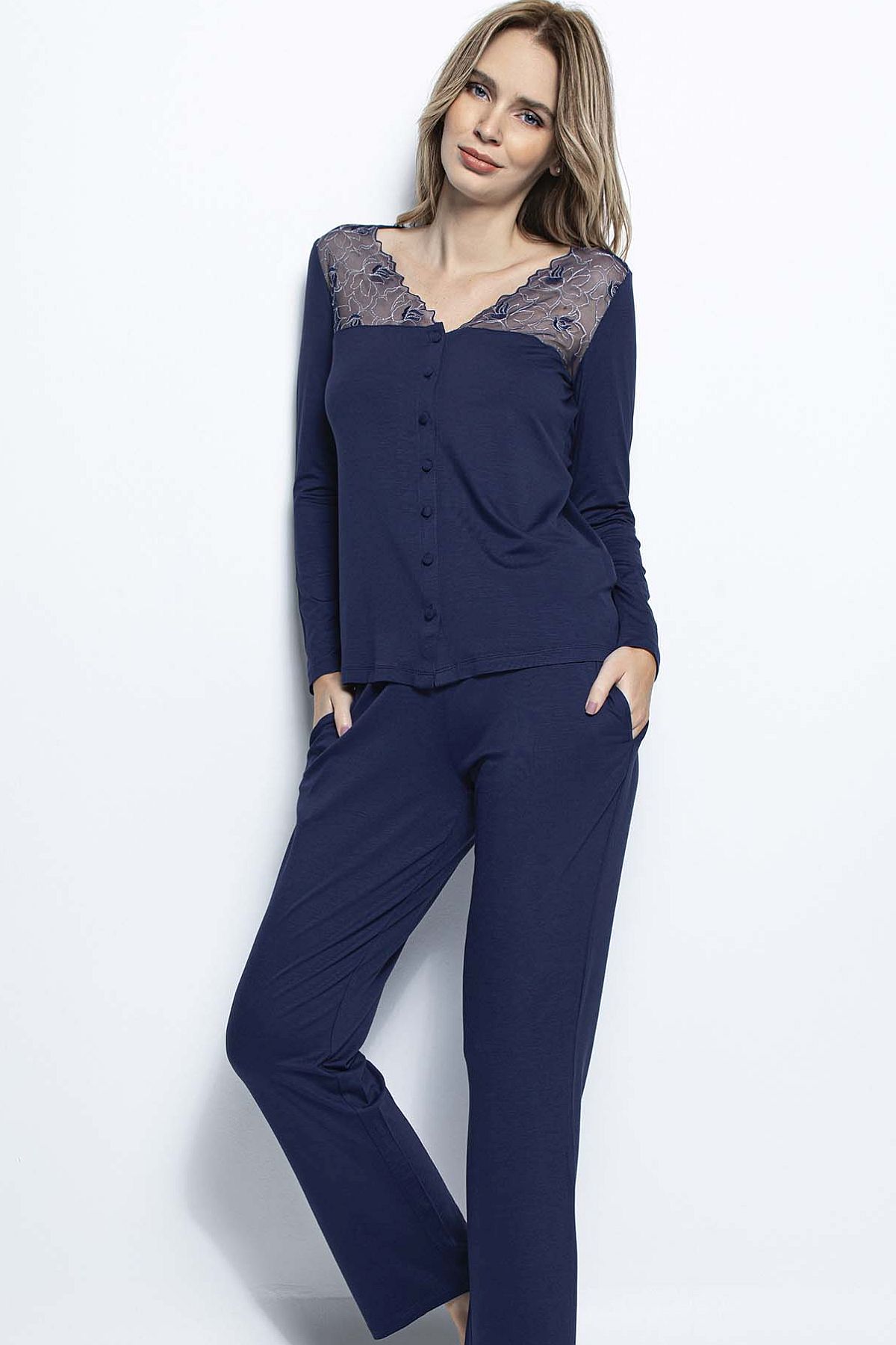 PijamalarMonamise 19296 Kadın Uzun Kollu Pijama Takım-Parlamentmavisi | Pijamapazari.comMonamise 19296 Kadın Uzun Kollu Pijama Takım-Parlamentmavisi