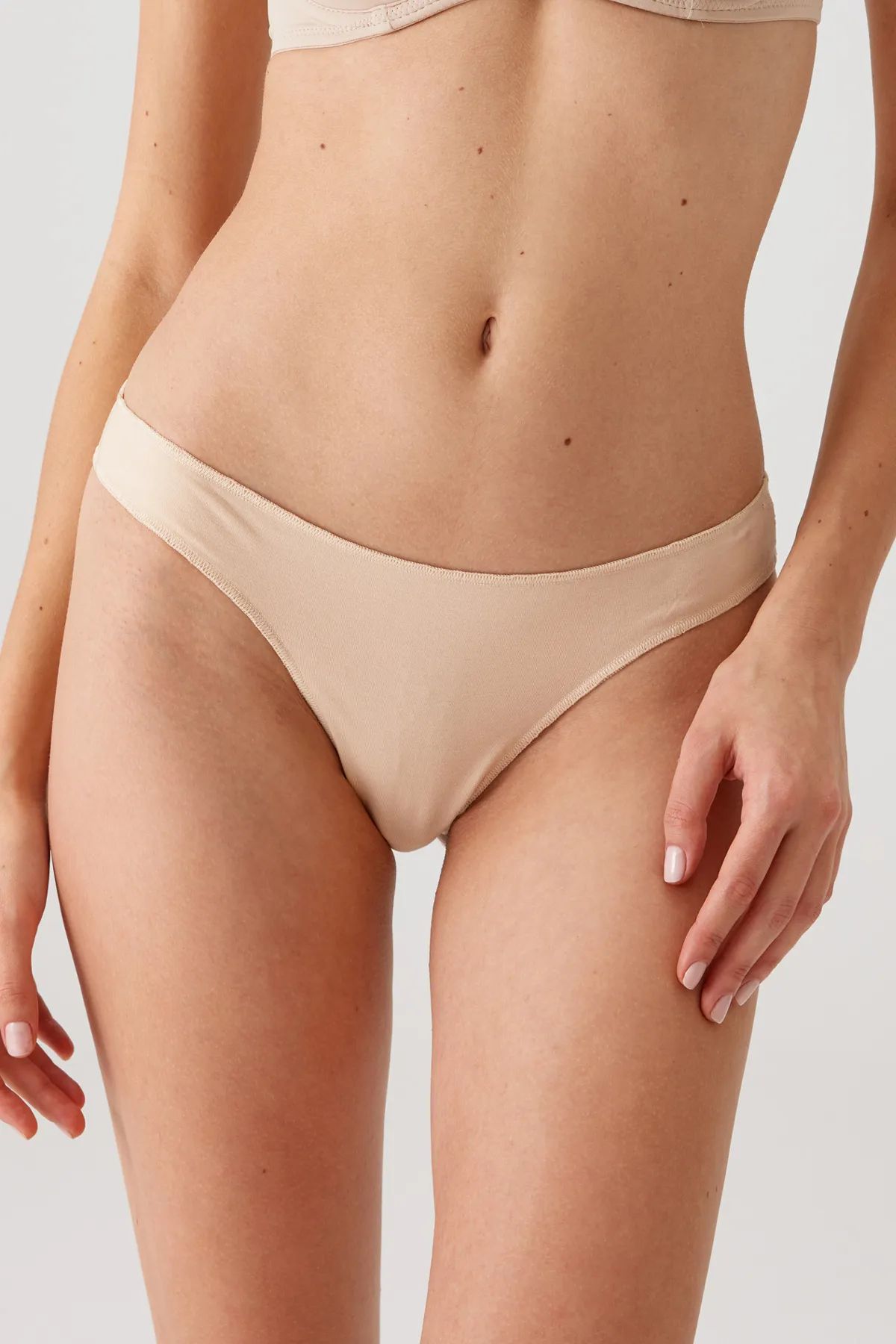 Pierre Cardin 2051 Kadın İz yapmayan 5li Ekonomik Paket Pamuklu Tanga Külot-Renkli