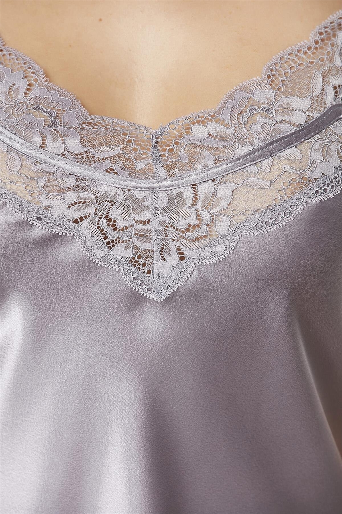 Pierre Cardin 2475 Kadın Sabahlıklı İp Askılı Saten Dantelli Şort Takım-Royal