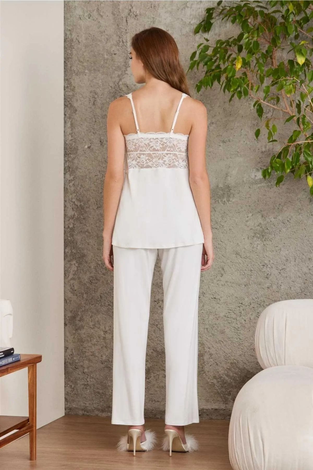 Pierre Cardin 2810 Kadın Dantelli Penye Sabahlıklı Pijama Takım-Ekru