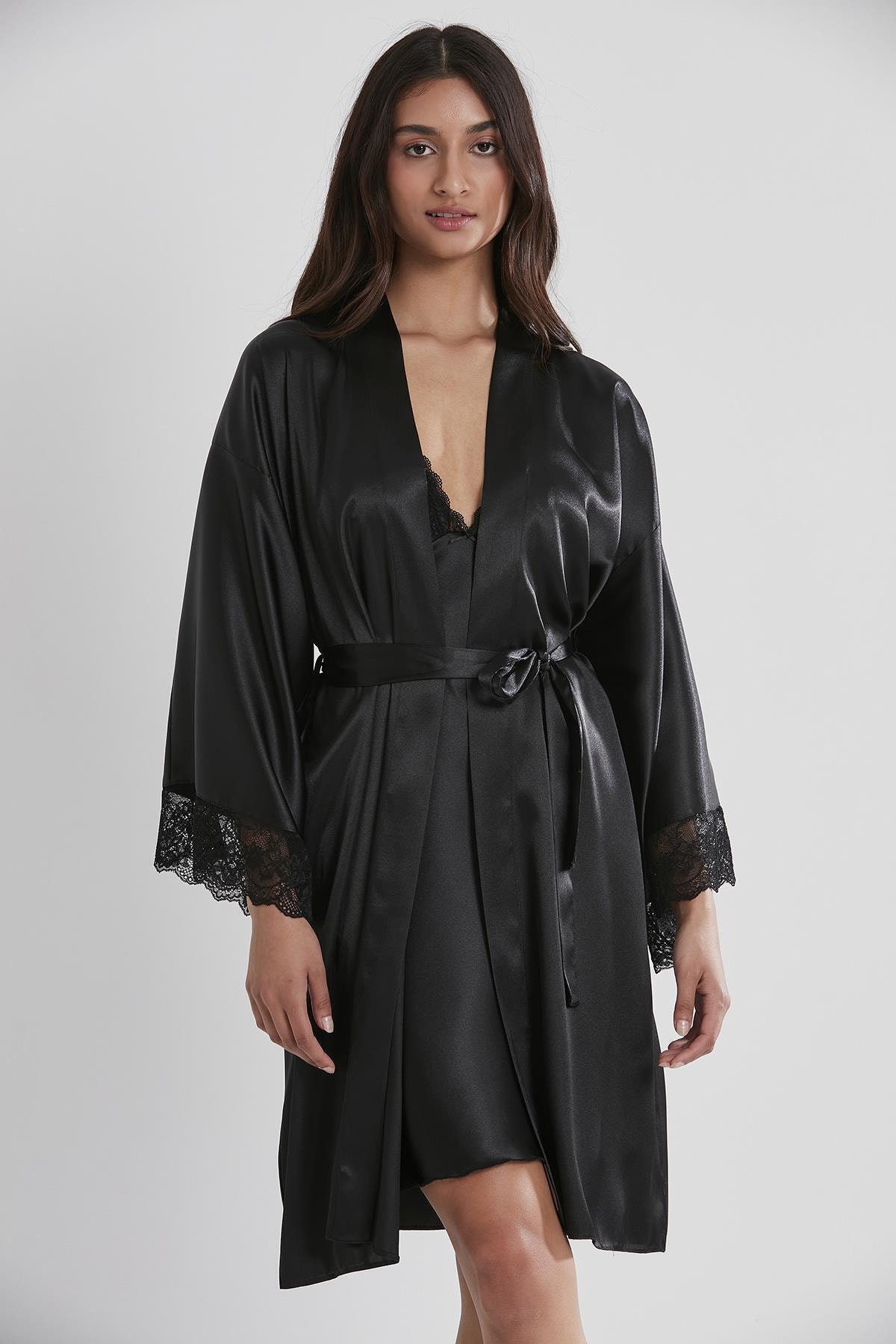 Pierre Cardin 4250 Kadın Saten Dantelli Gecelik&Sabahlık Takım - Siyah