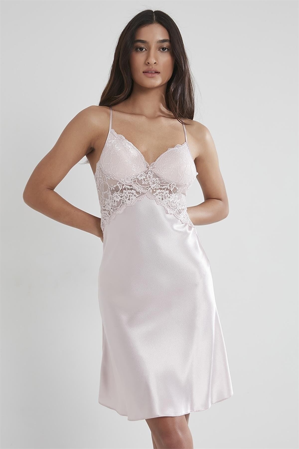 Pierre Cardin 608 Kadın İp Askılı Saten Gecelik-Pudra