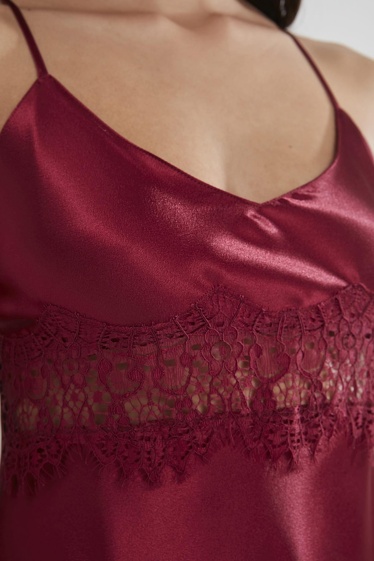 Pierre Cardin 685 Kadın Saten Dantelli Gecelik - Bordo