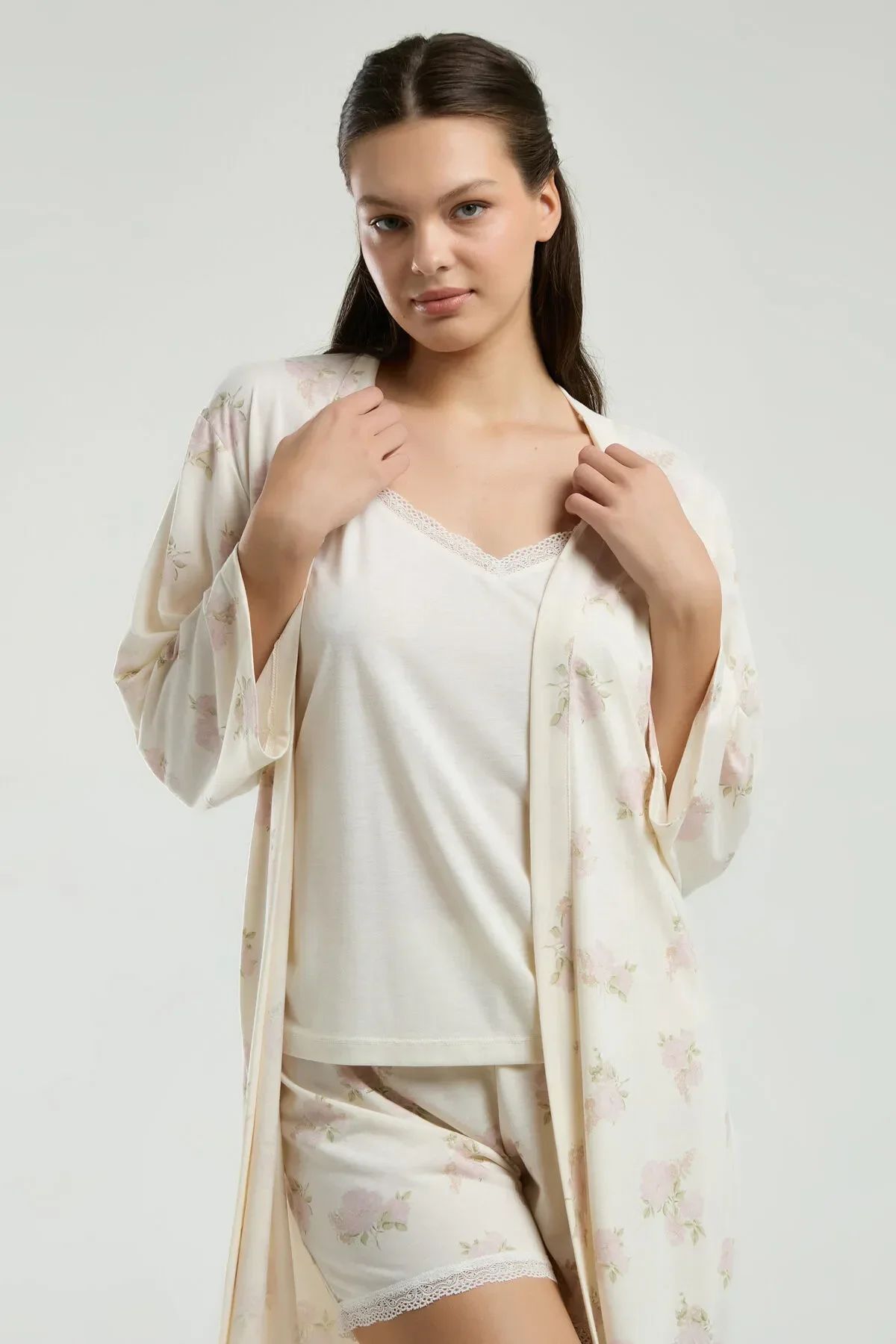 Pierre Cardin 9008 Kadın Sabahlıklı İp Askılı Şortlu Pijama Takım-Krem