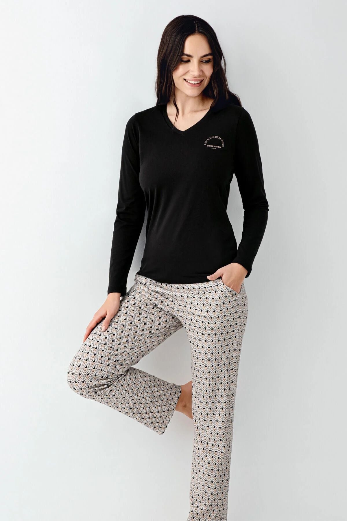 Pierre Cardin 9101 Kadın Uzun Kollu V Yaka Pijama Takımı-Siyah