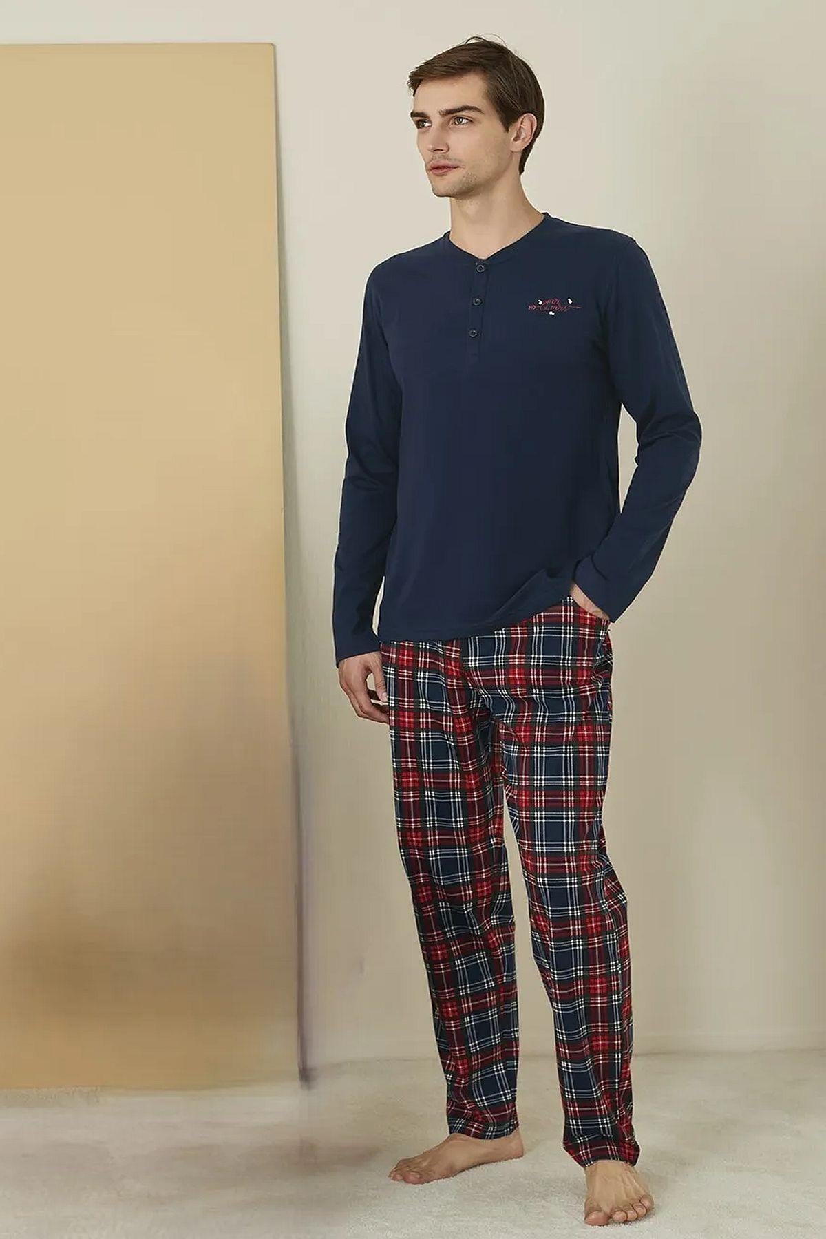 Polat 1606 Elitepoint Erkek Uzun Kollu Yakası Üç Düğmeli Pijama Takımı-Lacivert