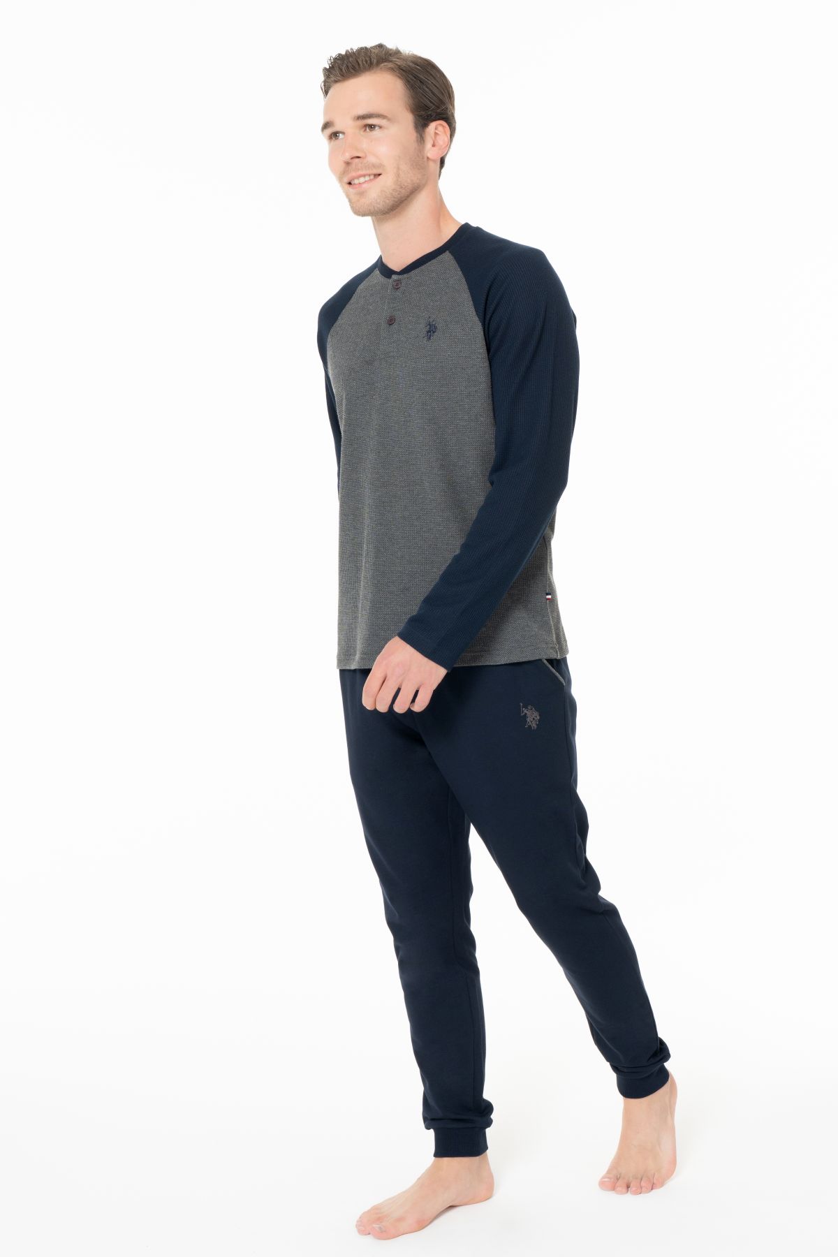 U.s Polo Assn. 18960B Erkek Büyük Beden Uzun Kollu Yakası Üç Düğmeli Paçası Bantlı Pijama Takımı-Antrasitmelanj