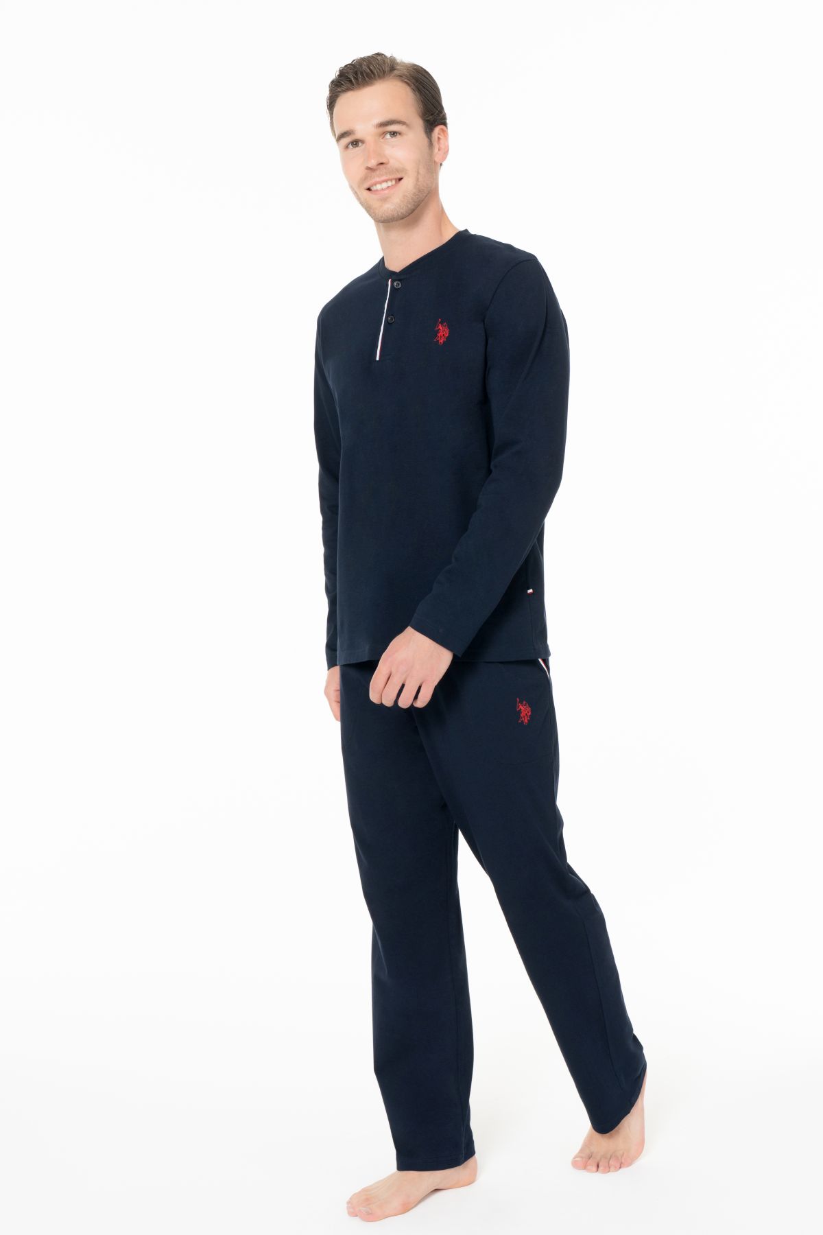 U.s Polo Assn. 18958 Erkek Uzun Kollu Yakası Üç Düğmeli Pijama Takımı-Lacivert