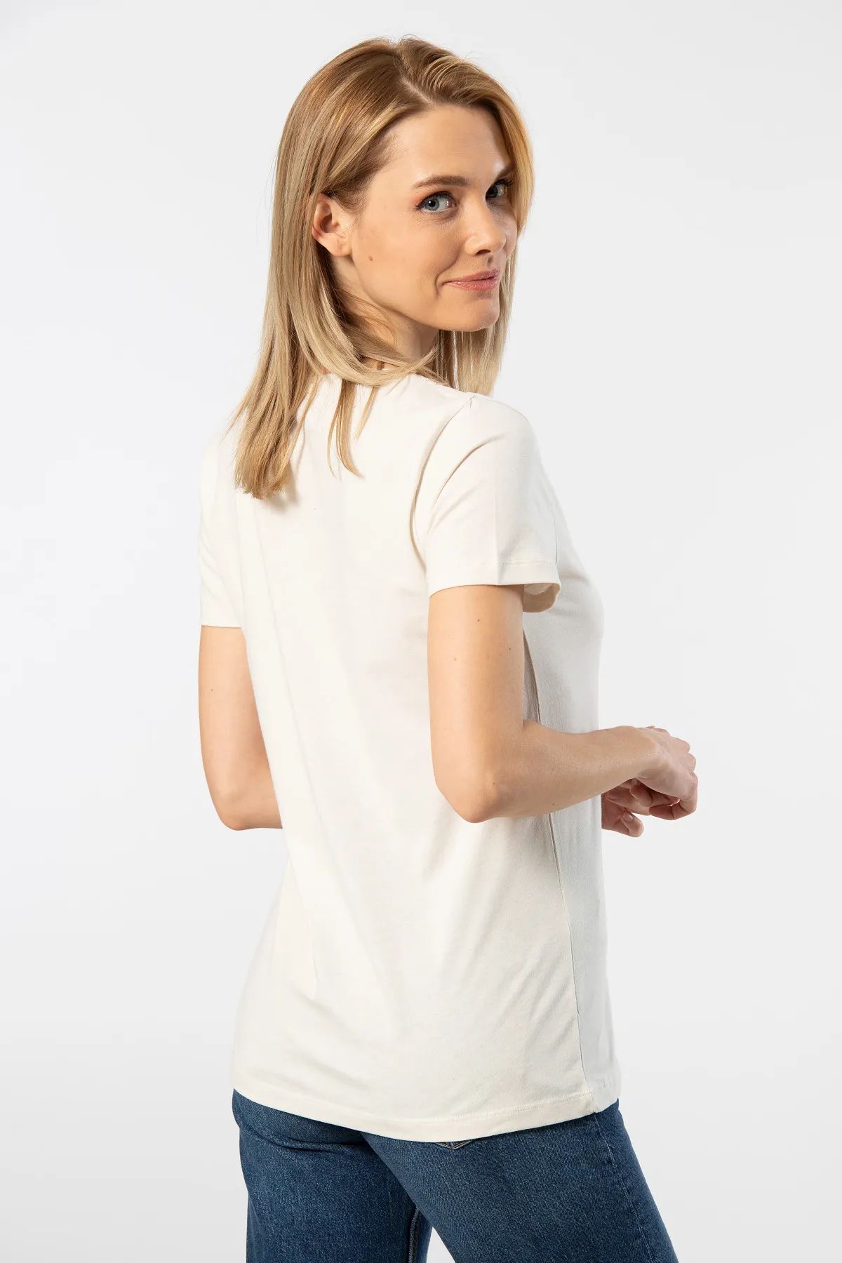 WTSHIRT MİLANO Kadın Kısa Kollu V Yaka Basic T-shirt-Bej