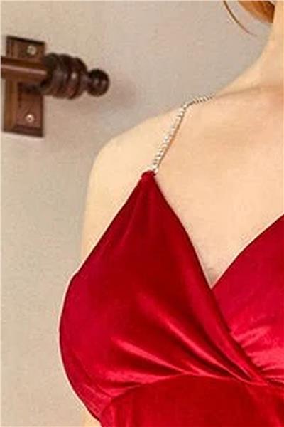 Cossy by Aqua 25033 Kadın Kadife Taş Askılı Yırtmaçlı Kruvaze Yaka Gecelik-Kırmızı