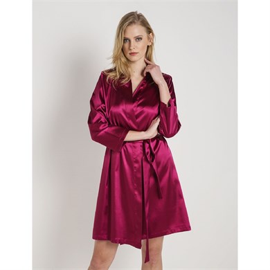 Magic Form 30427 Düz Saten Kumaşlı Arkası Bride Yazılı Kısa Sabahlık - Vişne