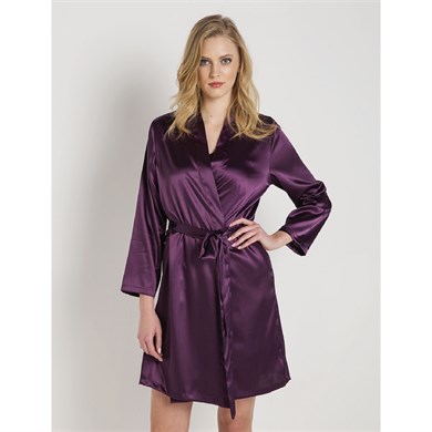 Magic Form 30427 Düz Saten Kumaşlı Arkası Bride Yazılı Kısa Sabahlık - Mürdüm