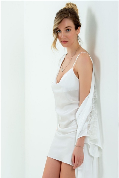 Magic Form 6790 Kadın Degaje Yaka Krep Saten Kısa Gecelik-Ekru