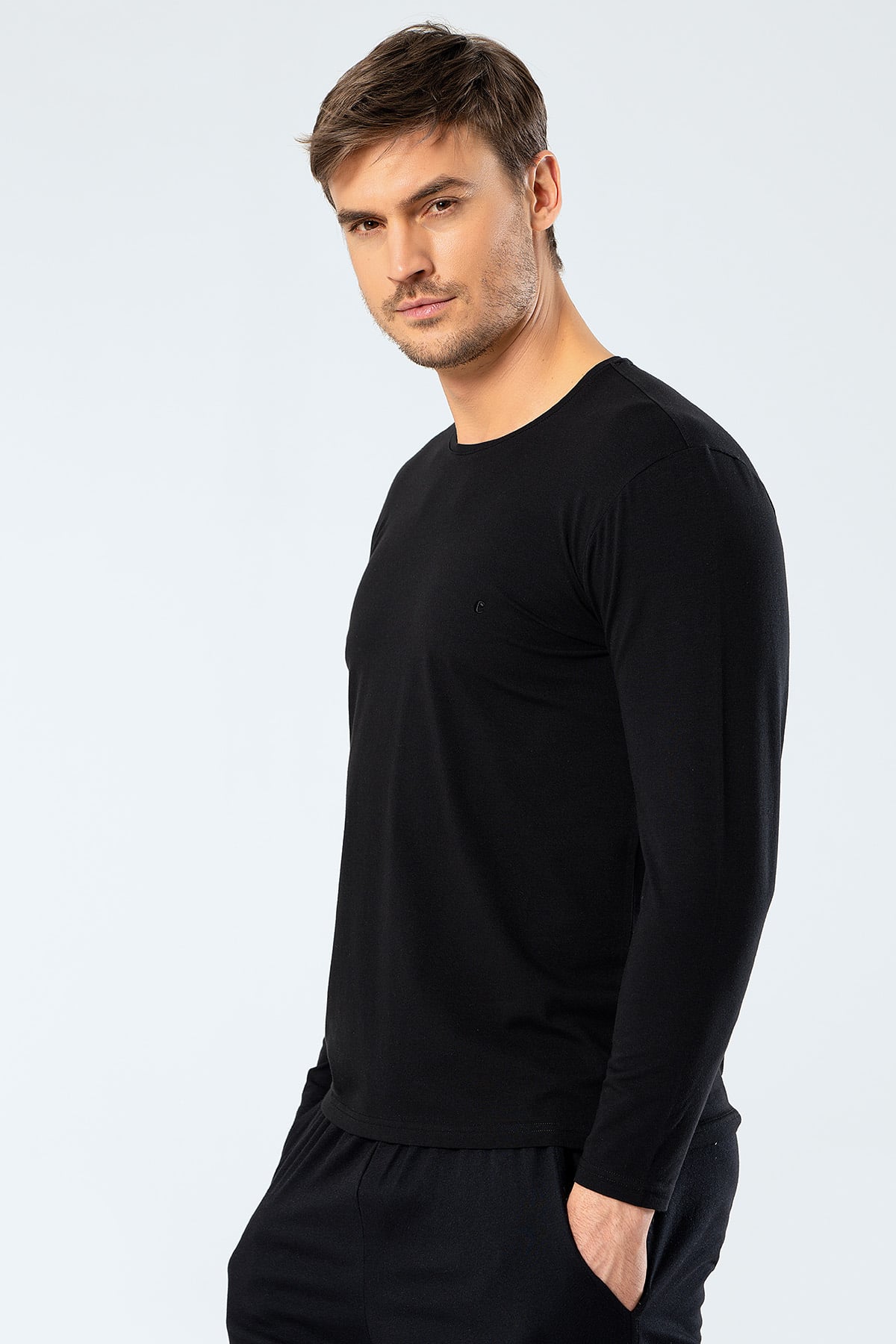 Rahat Ev GiyimCacharel 1333 Erkek O Yaka Uzun Kollu T-Shirt - Siyah