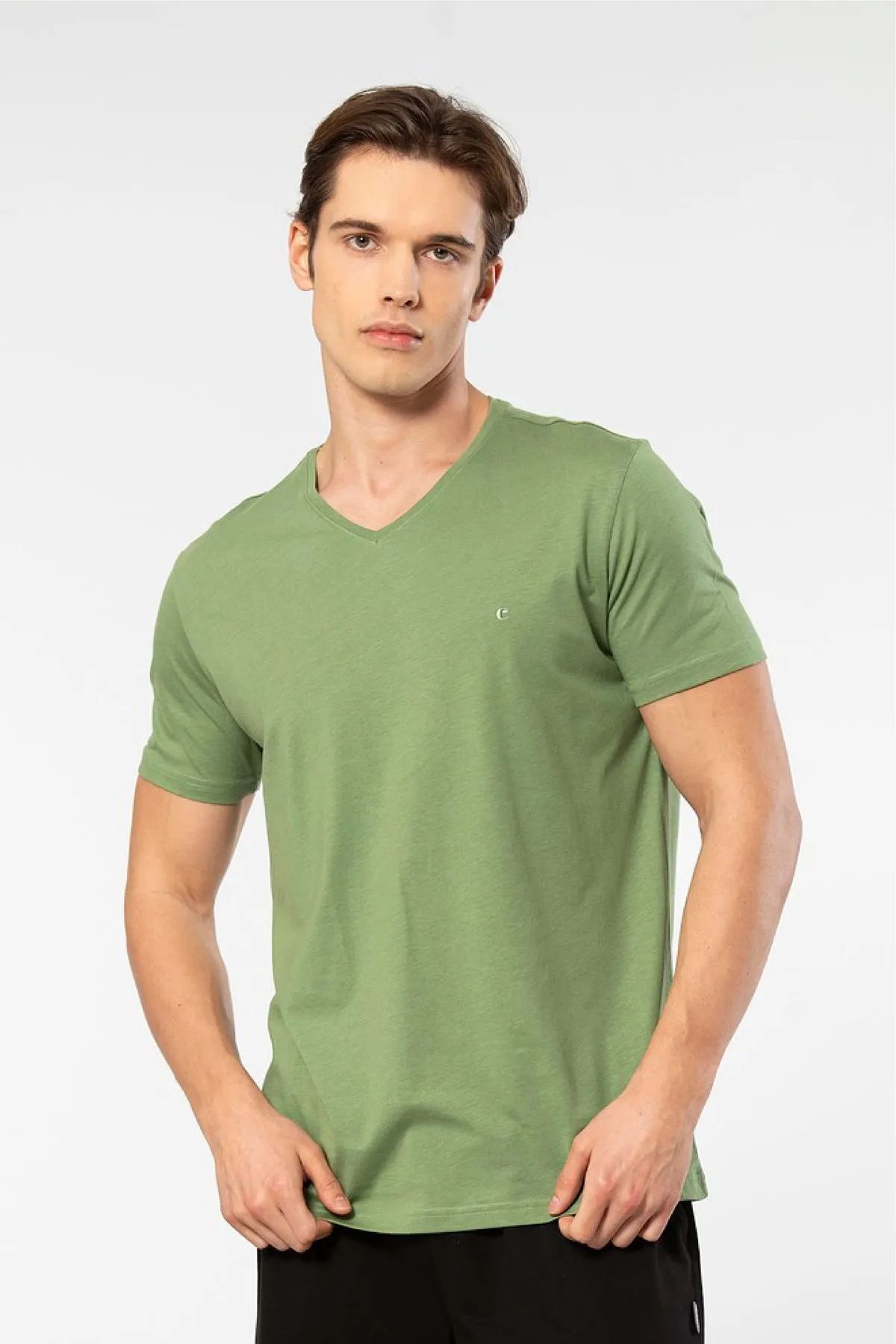 T-Shirt & SweatshirtCacharel 2170 Erkek Modal Pamuk V Yaka Kısa Kollu T-shirt-Yeşil | Pijamapazari.comCacharel 2170 Erkek Modal Pamuk V Yaka Kısa Kollu T-shirt-Yeşil