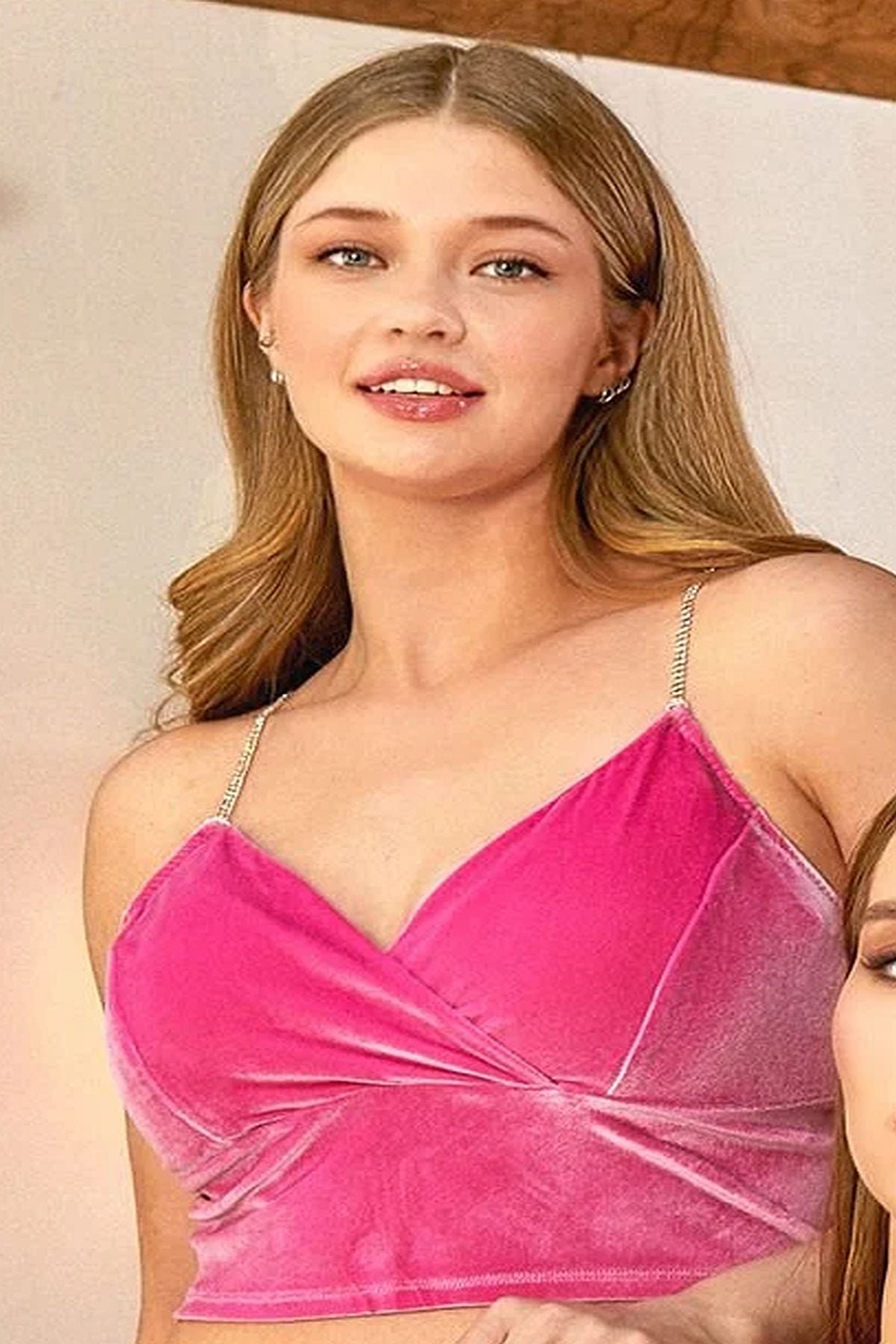 GeceliklerCossy by Aqua 24118 Kadın Kadife Taş Detaylı Askılı Şort Takım-Fuşya | Pijamapazari.comCossy by Aqua 24118 Kadın Kadife Taş Detaylı Askılı Şort Takım-Fuşya