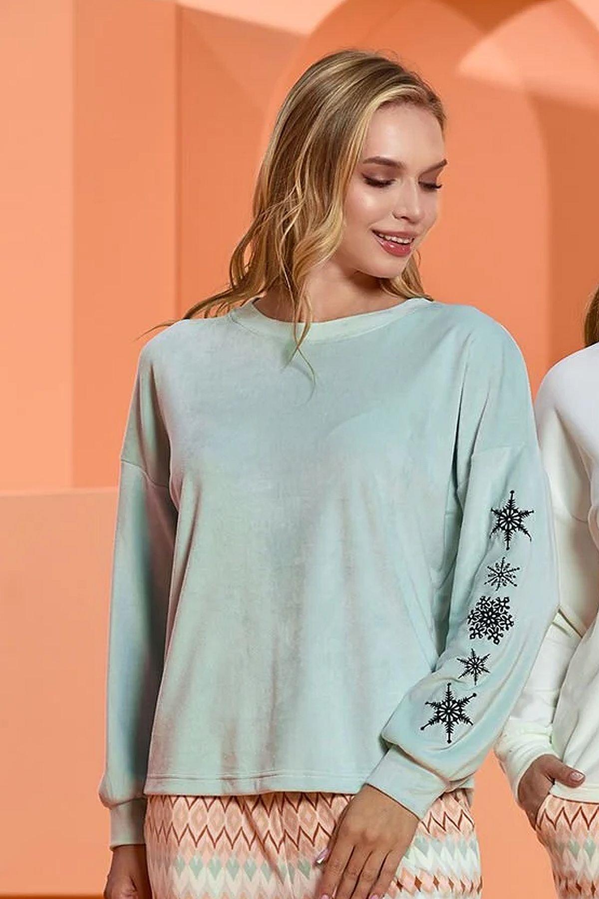PijamalarCossy by Aqua 25015 Kadın Bisiklet Yaka Uzun Kollu Pijama Takımı-Yeşil | Pijamapazari.comCossy by Aqua 25015 Kadın Bisiklet Yaka Uzun Kollu Pijama Takımı-Yeşil