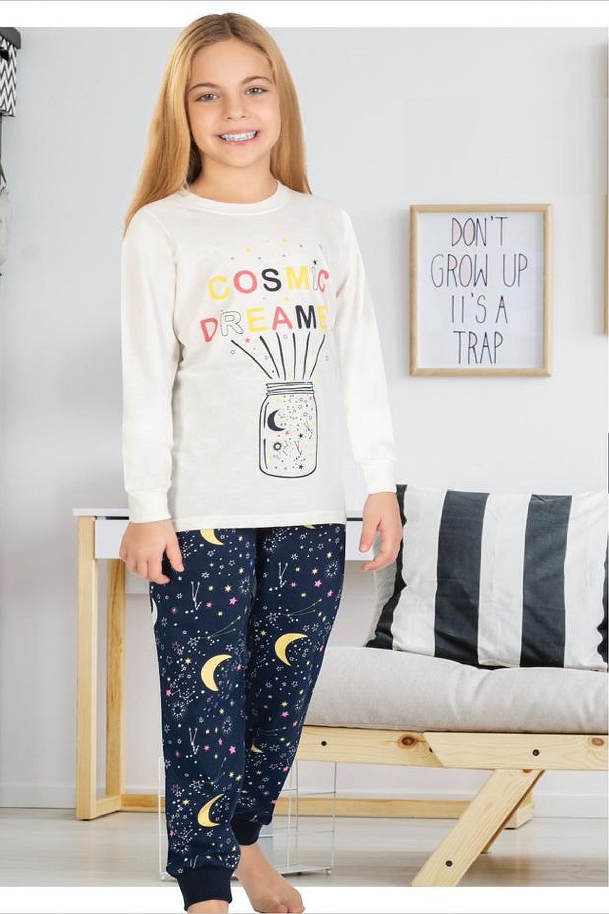 Uyku GiyimErsoy 851G Kız Çocuk Garson Boy Uzun Kollu Pijama Takımı-Beyaz | Pijamapazari.comErsoy 851G Kız Çocuk Garson Boy Uzun Kollu Pijama Takımı-Beyaz