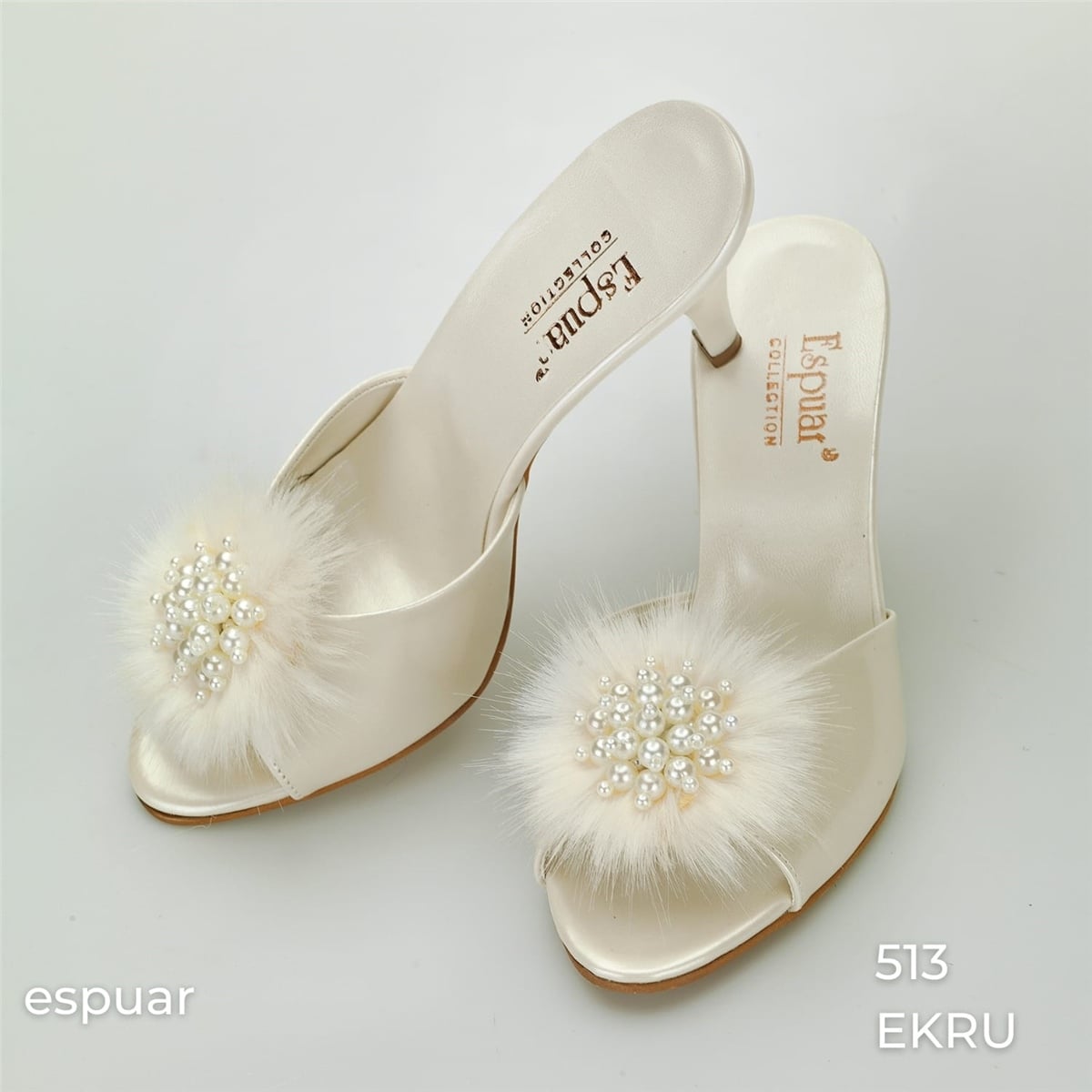 Espuar 513 Tüylü Taşlı Kadın Terlik - Ekru