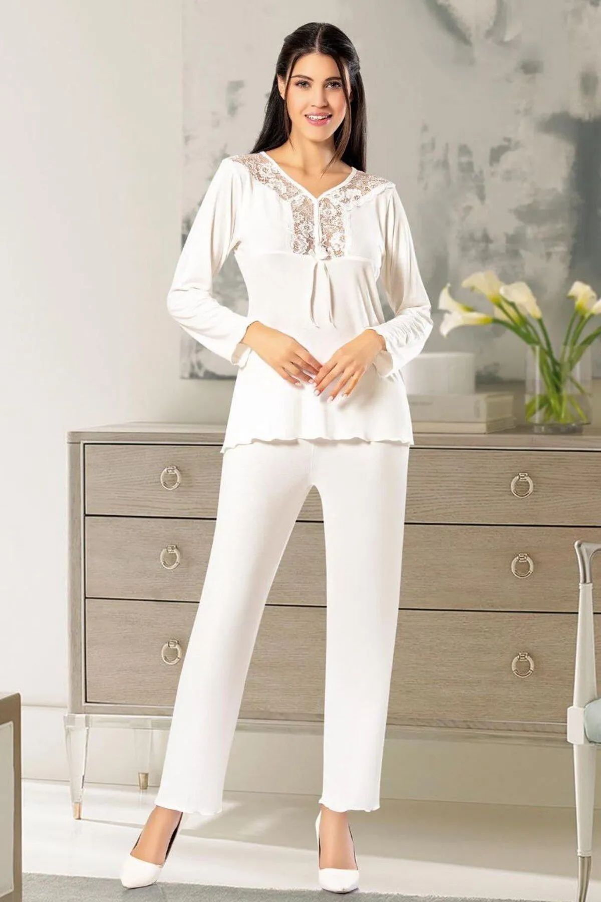 PijamalarFaal 8611 Kadın Uzun Kollu Dantel Detaylı Pijama Takımı-Ekru | Pijamapazari.comFaal 8611 Kadın Uzun Kollu Dantel Detaylı Pijama Takımı-Ekru