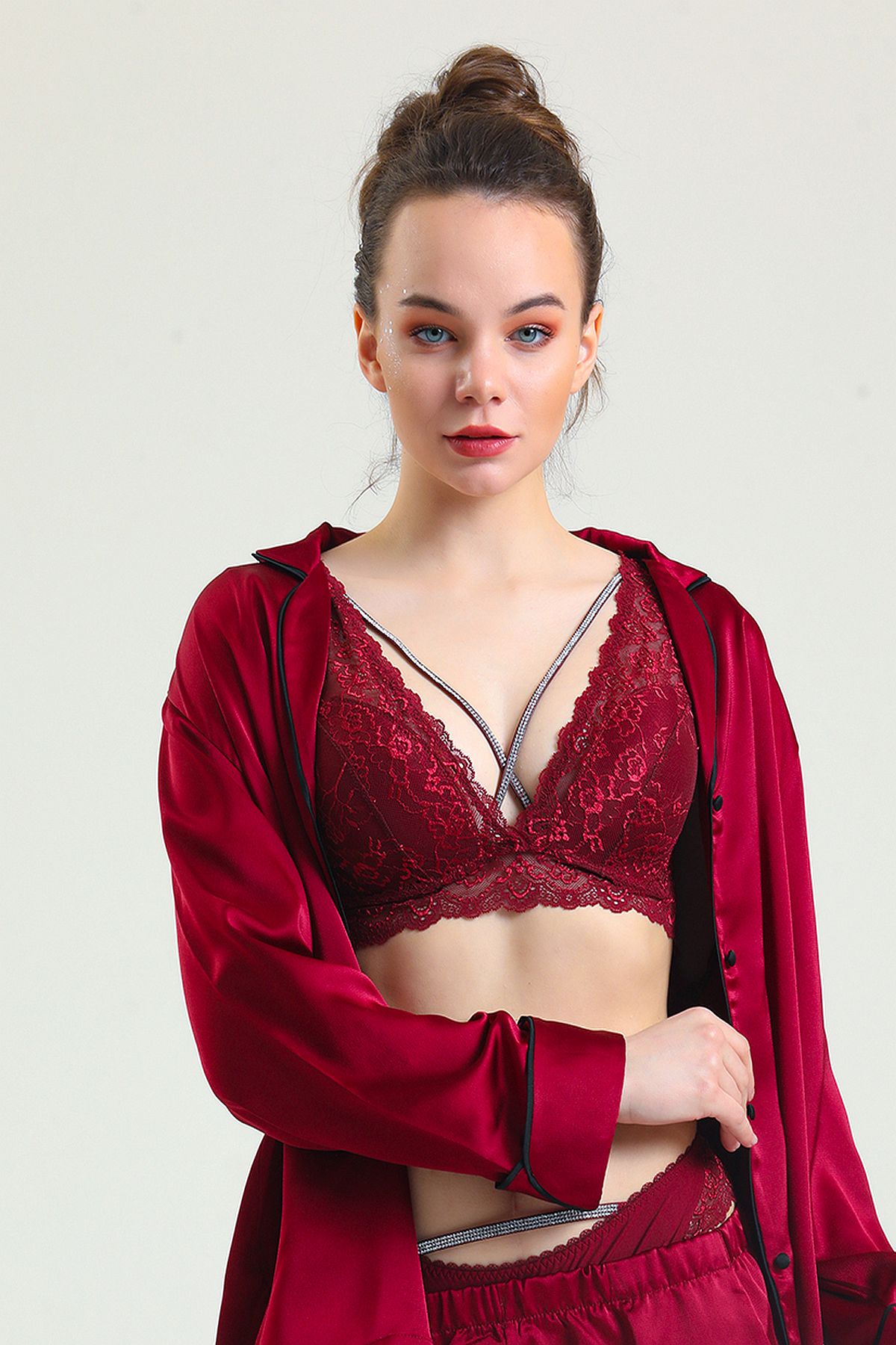 SütyenlerMagic Form 1475 Kadın Taşlı Dantelli Bralet Sütyen-Bordo | Pijamapazari.comMagic Form 1475 Kadın Taşlı Dantelli Bralet Sütyen-Bordo