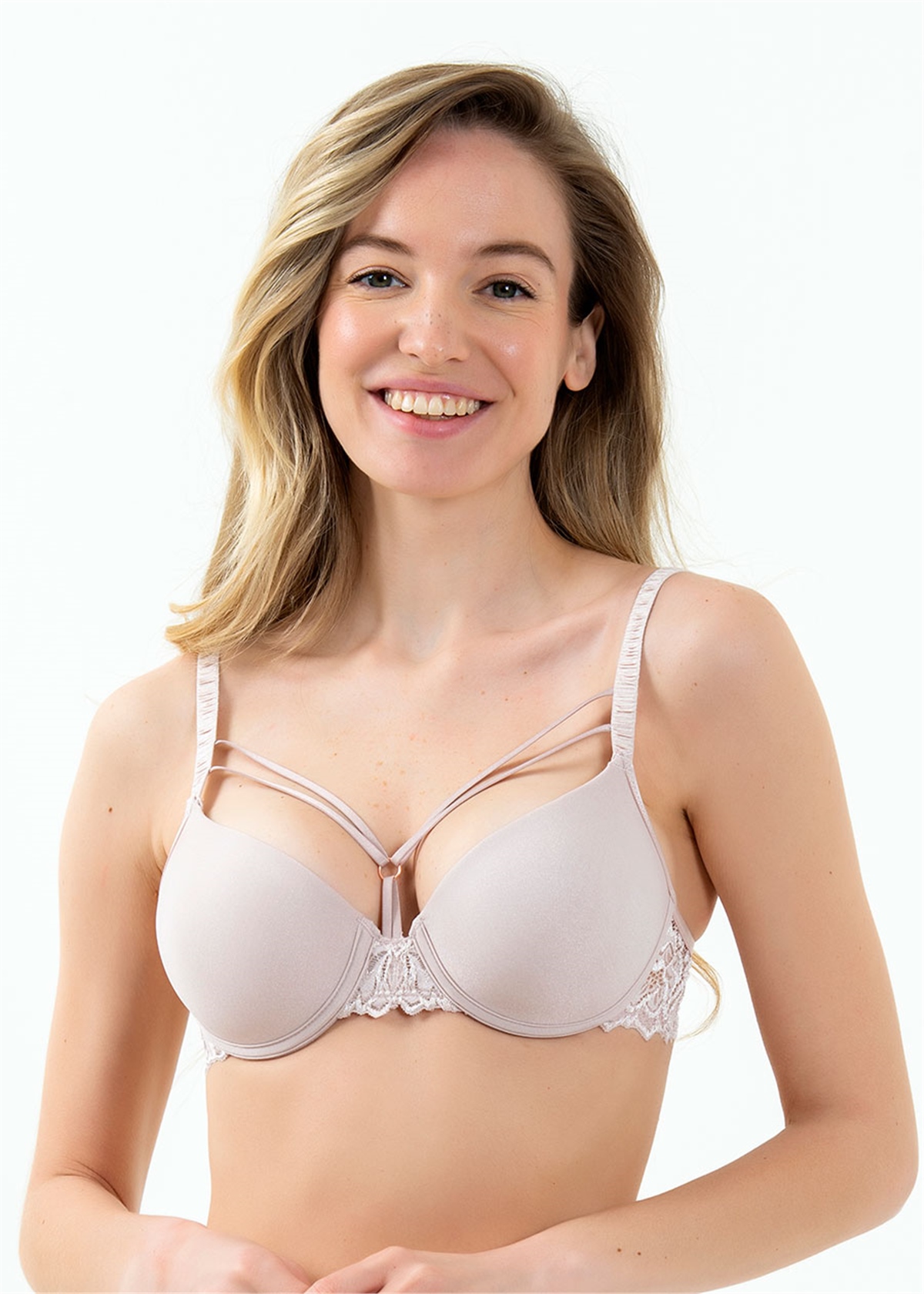 SütyenlerMagic Form 2589 Dantelli İpli Süngerli Sütyen-Pudra | Pijamapazari.comMagic Form 2589 Dantelli İpli Süngerli Sütyen-Pudra