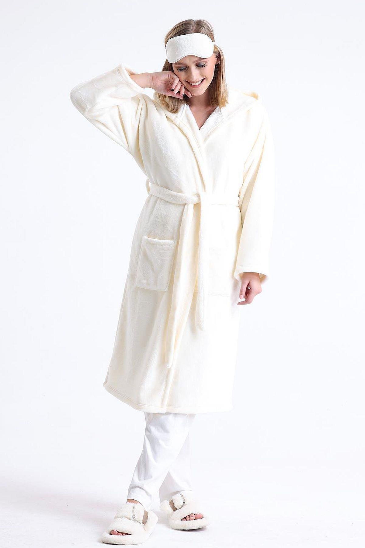 SabahlıklarMagic Form 49870 Kadın Kapüşonlu Uzun Polar Sabahlık (Uyku Gözlüğü Hediyeli)-Ekru | Pijamapazari.comMagic Form 49870 Kadın Kapüşonlu Uzun Polar Sabahlık (Uyku Gözlüğü Hediyeli)-Ekru