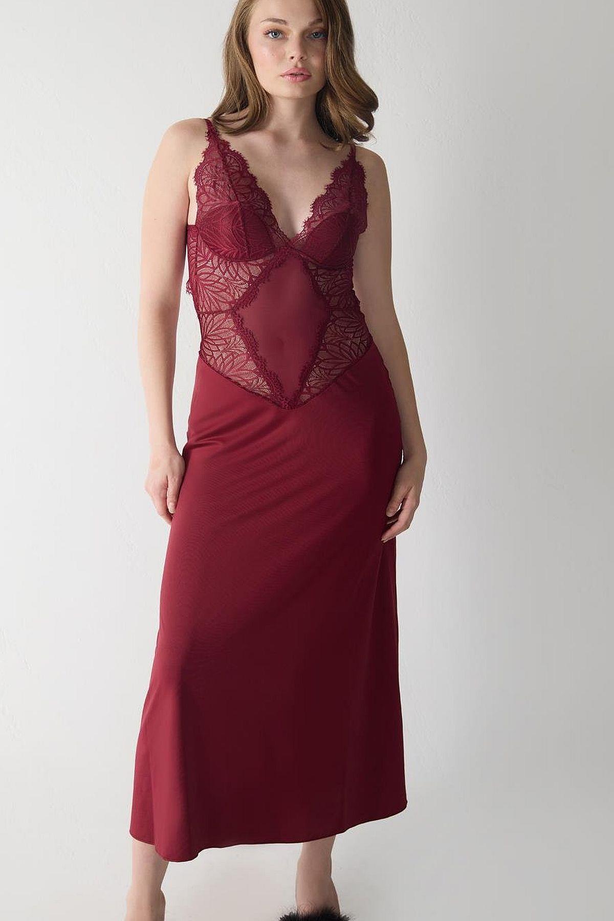GeceliklerMagic Form 74124 Kadın Askılı Dantelli Jarse Uzun Gecelik-Bordo | Pijamapazari.comMagic Form 74124 Kadın Askılı Dantelli Jarse Uzun Gecelik-Bordo