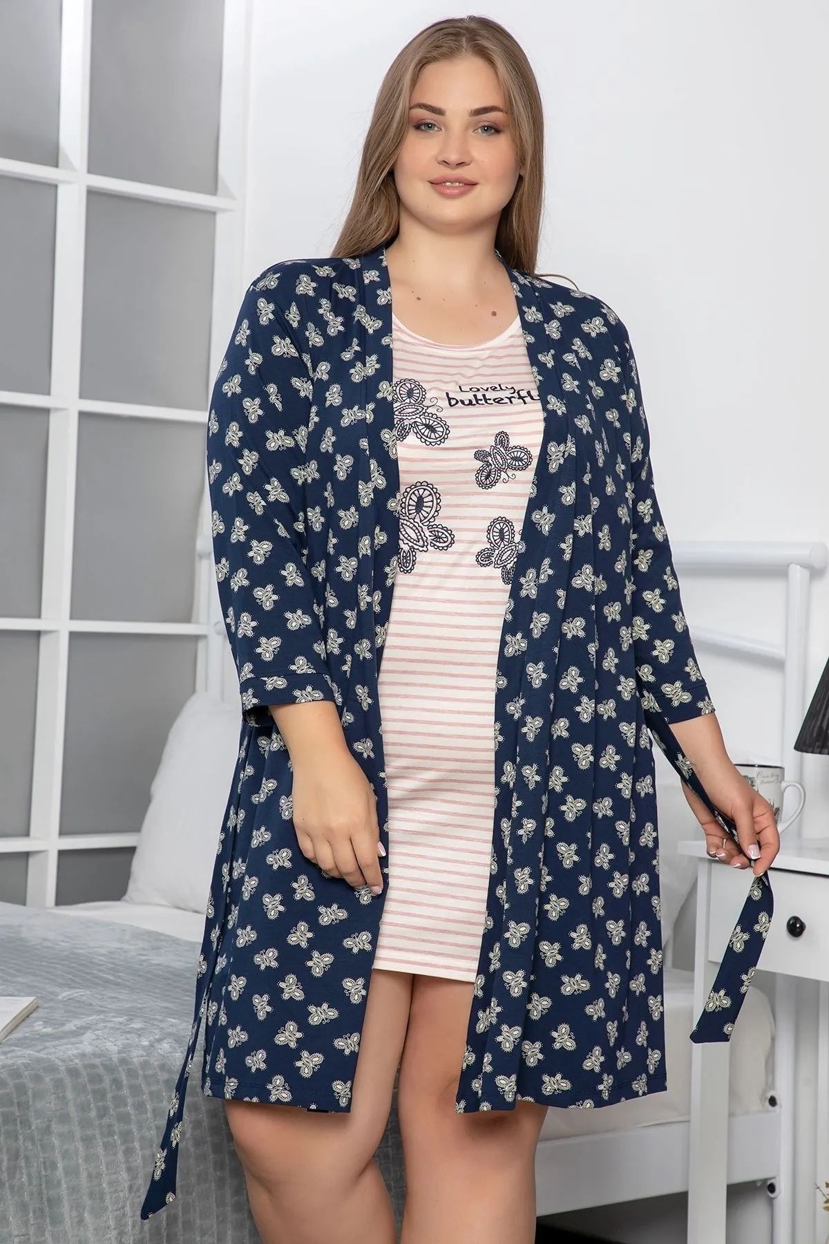 Sabahlıklı Gecelik TakımlarMonamise 18236 Kadın Büyük Beden Gecelik Sabahlık Takım -Lacivert | Pijamapazari.comMonamise 18236 Kadın Büyük Beden Gecelik Sabahlık Takım -Lacivert