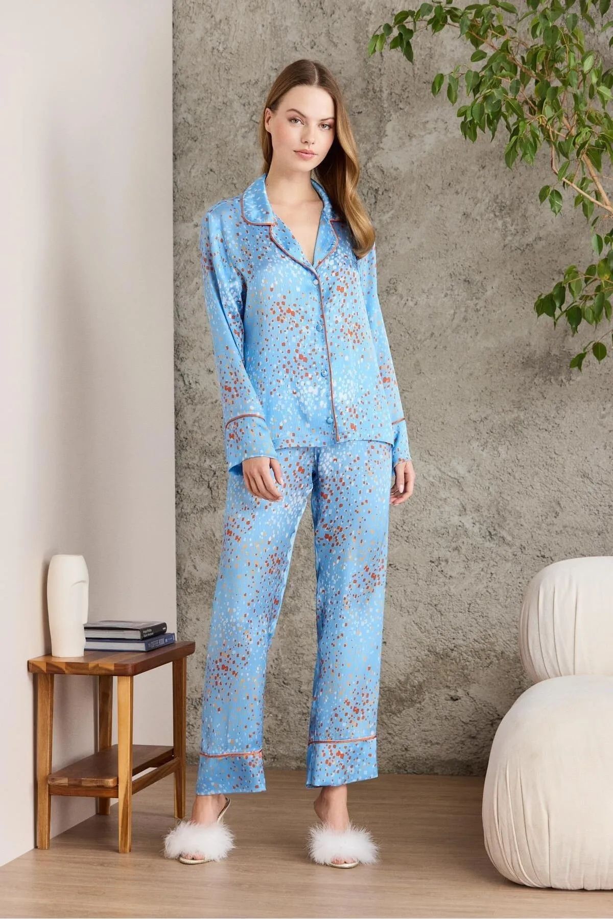 PijamalarPierre Cardin 1240 Kadın Saten Empirme Uzun Kollu Gömlek Pijama Takımı-Sky | Pijamapazari.comPierre Cardin 1240 Kadın Saten Empirme Uzun Kollu Gömlek Pijama Takımı-Sky