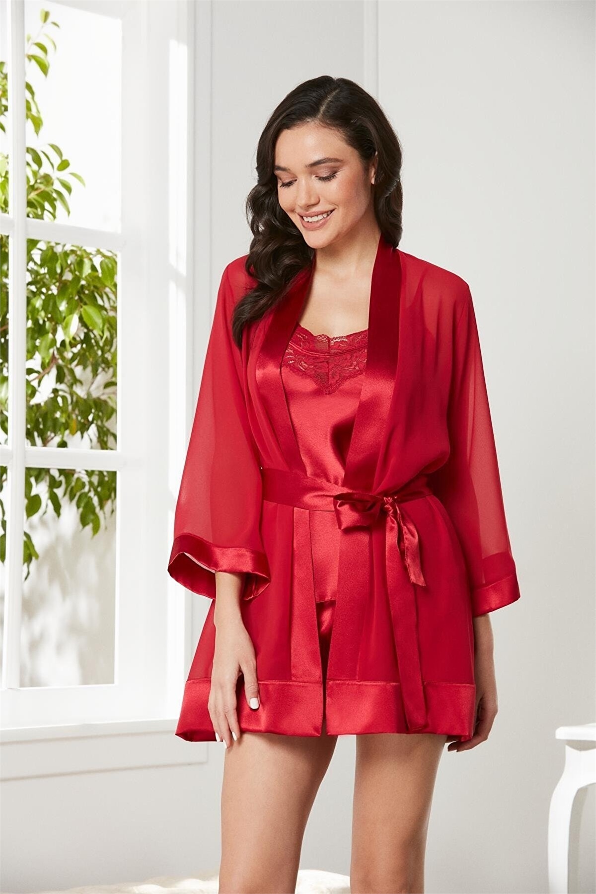 Saten Şort TakımlarPierre Cardin 2475 Kadın Sabahlıklı İp Askılı Saten Dantelli Şort Takım-Kırmızı | Pijamapazari.comPierre Cardin 2475 Kadın Sabahlıklı İp Askılı Saten Dantelli Şort Takım-Kırmızı