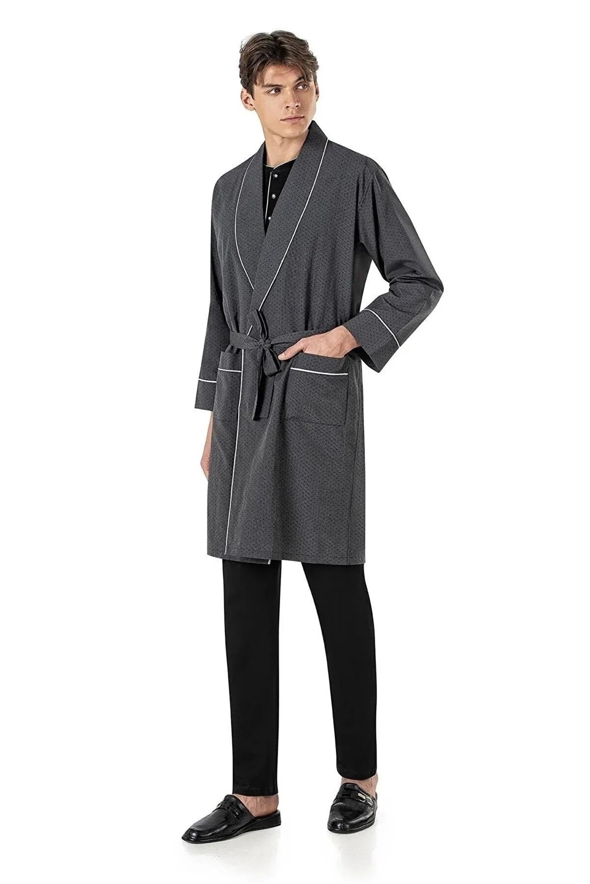 Ropdöşambır TakımlarPierre Cardin 5560  Erkek Çeyizlik Beşli Rop Pijama Takım-Siyah | Pijamapazari.comPierre Cardin 5560  Erkek Çeyizlik Beşli Rop Pijama Takım-Siyah
