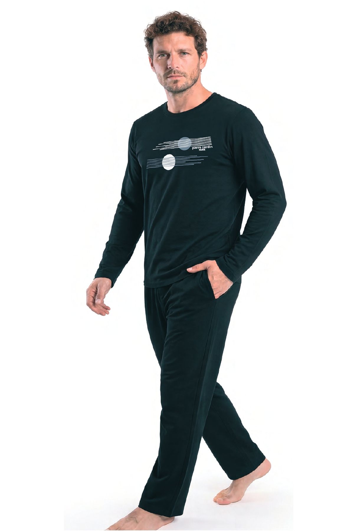 PijamalarHG8757575840608 Pijamapazarı.com'da. Uygun fiyat seçenekleri ile sipariş verebilirsiniz.Pierre Cardin 6153 Erkek Uzun Kollu Bisiklet Yaka Pijama Takımı -Siyah