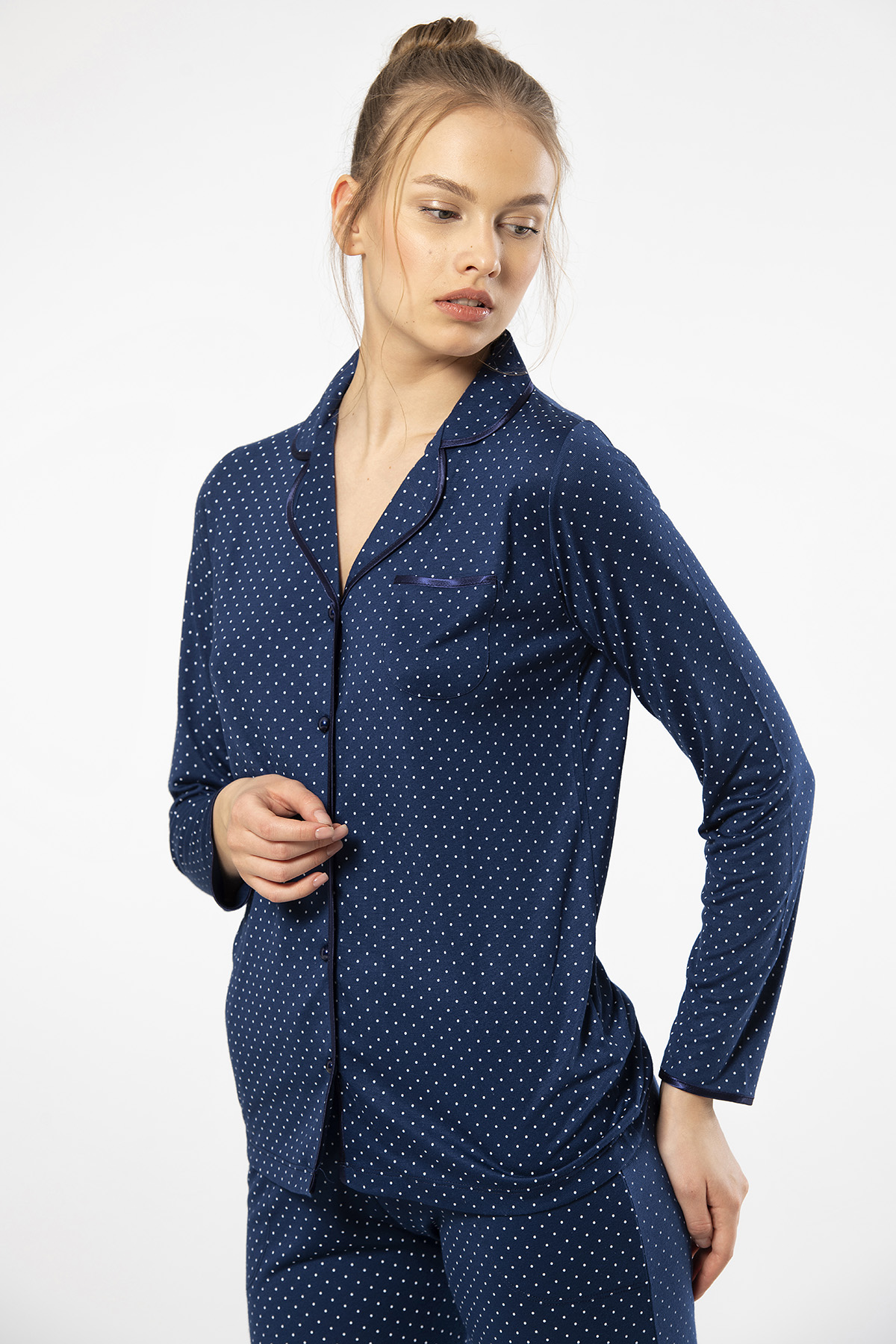PijamalarTüren 3363 Kadın Uzun Kollu Gömlek Yaka Pijama Takım-Lacivert | Pijamapazari.comTüren 3363 Kadın Uzun Kollu Gömlek Yaka Pijama Takım-Lacivert