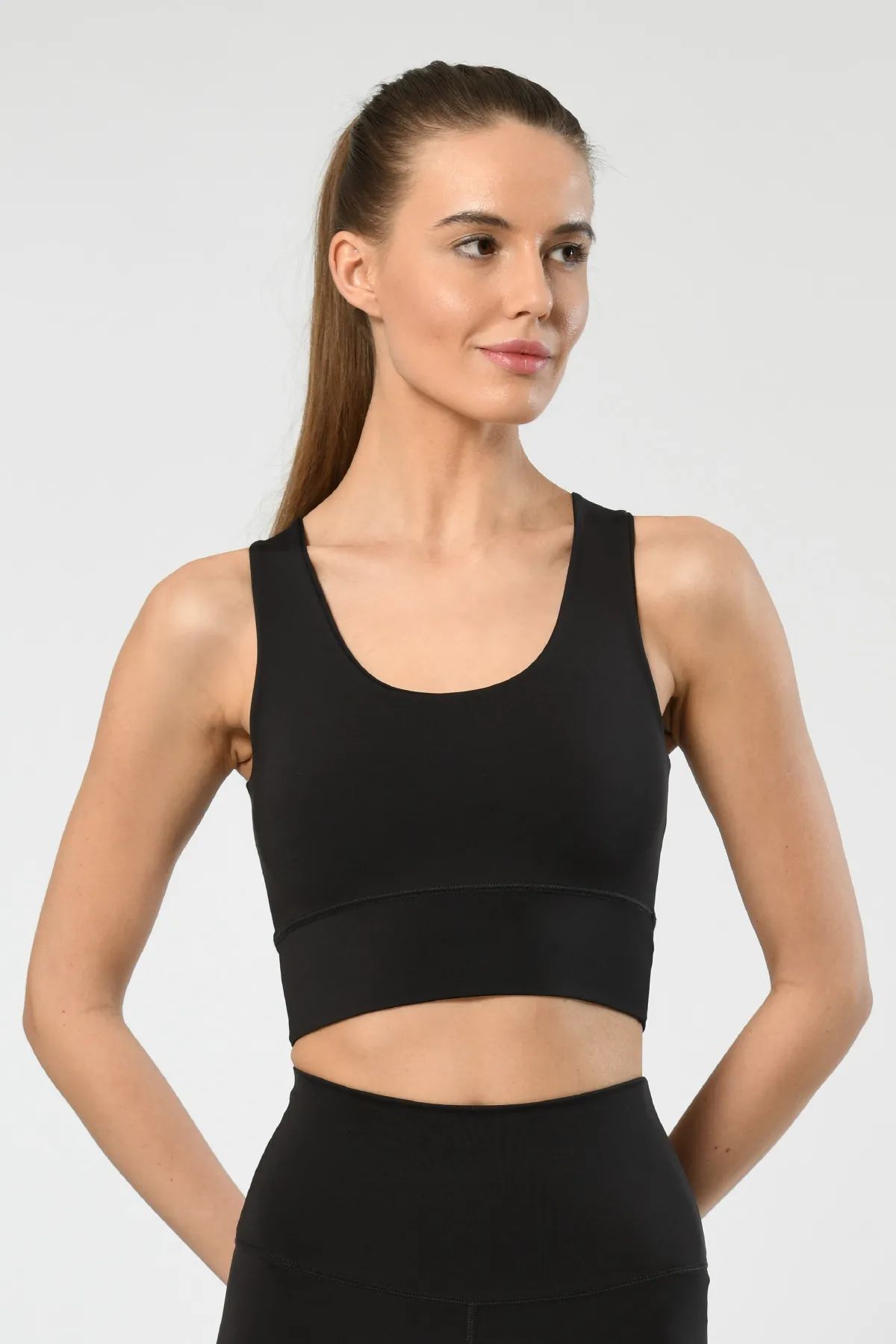 T-ShirtTüren 3702 Kadın Askılı Havuz Yaka Sporcu Büstiyer-Siyah | Pijamapazari.comTüren 3702 Kadın Askılı Havuz Yaka Sporcu Büstiyer-Siyah