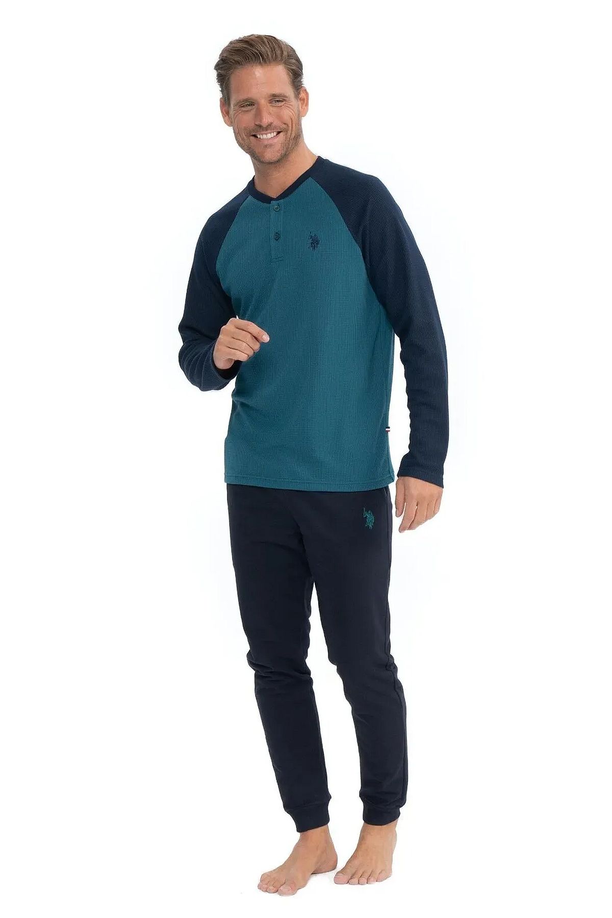 Eşofman TakımlarU.s Polo Assn. 18838 Erkek Uzun Kollu Paçası Lastikli Waffle Kumaş Rahat Ev Giyim-Yeşil | Pijamapazari.comU.s Polo Assn. 18838 Erkek Uzun Kollu Paçası Lastikli Waffle Kumaş Rahat Ev Giyim-Yeşil