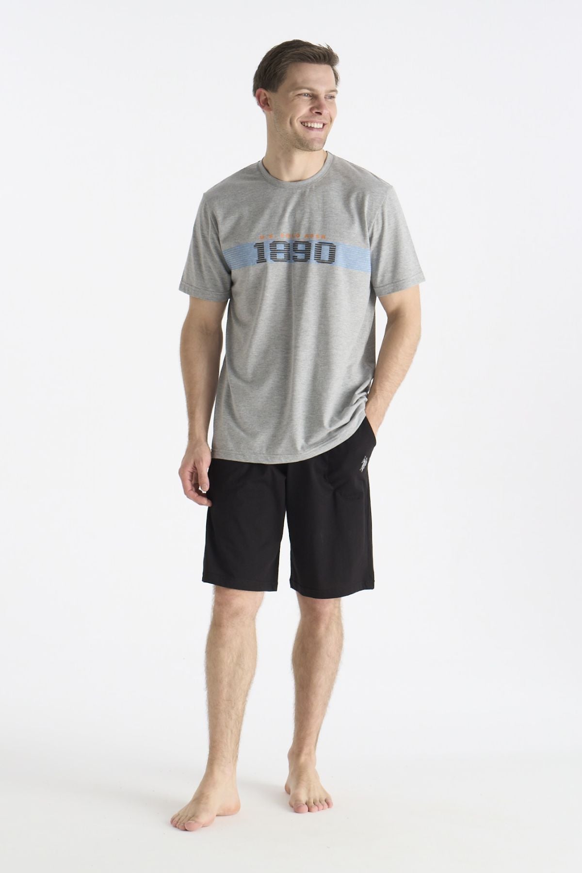 PijamalarU.s Polo Assn. 19019 Erkek Kısa Kollu Bisiklet Yaka Şortlu Pijama Takımı-Gri | Pijamapazari.comU.s Polo Assn. 19019 Erkek Kısa Kollu Bisiklet Yaka Şortlu Pijama Takımı-Gri