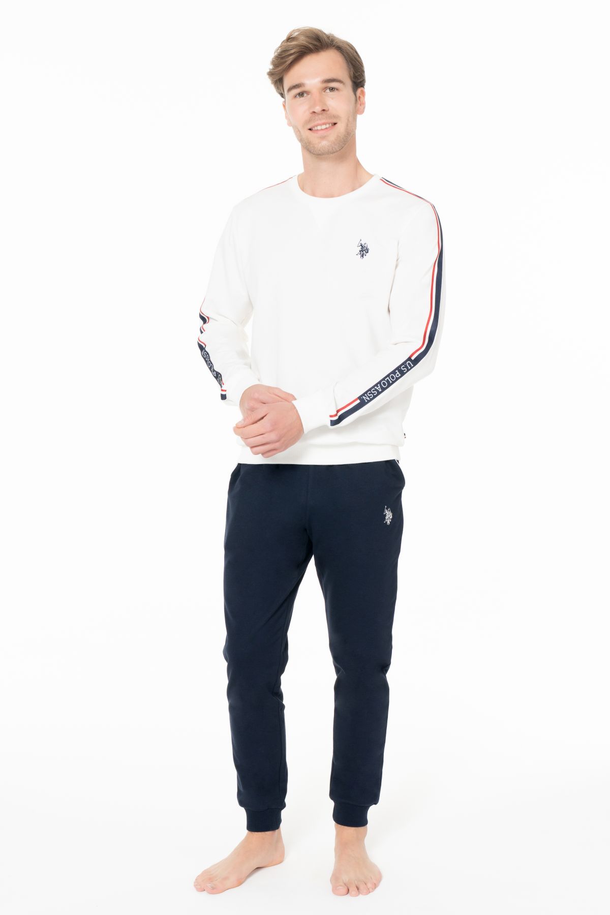 Eşofman TakımlarıU.s Polo Assn. 18942 Erkek Uzun Kollu Bisiklet Yaka Paçası Bantlı Rahat Ev Giyim-Ekru | Pijamapazari.comU.s Polo Assn. 18942 Erkek Uzun Kollu Bisiklet Yaka Paçası Bantlı Rahat Ev Giyim-Ekru