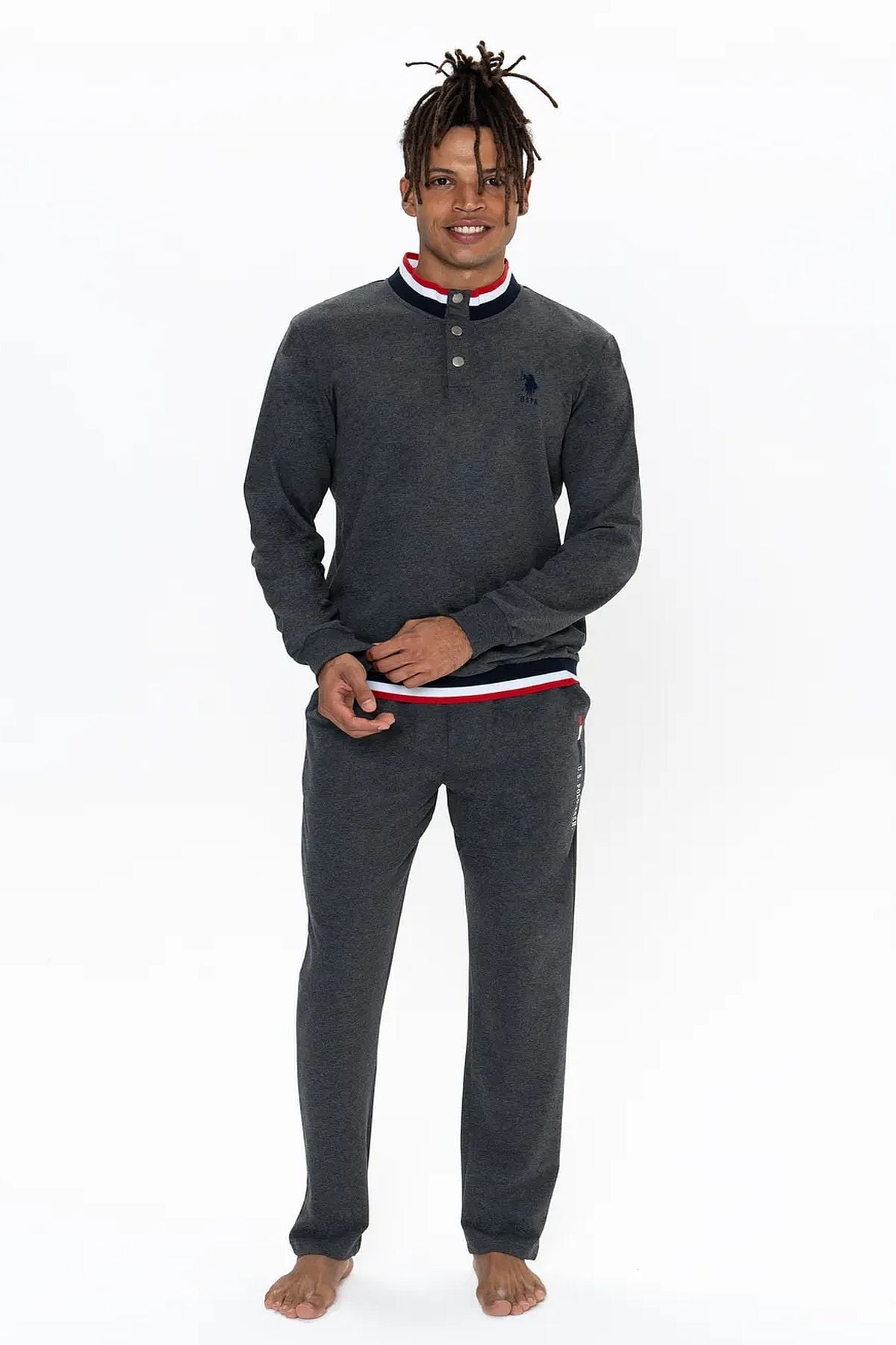 PijamalarU.s Polo Assn. 18922 Erkek Uzun Kollu Dik Yaka Rahat Ev Giyim-Antrasitmelanj | Pijamapazari.comU.s Polo Assn. 18922 Erkek Uzun Kollu Dik Yaka Rahat Ev Giyim-Antrasitmelanj