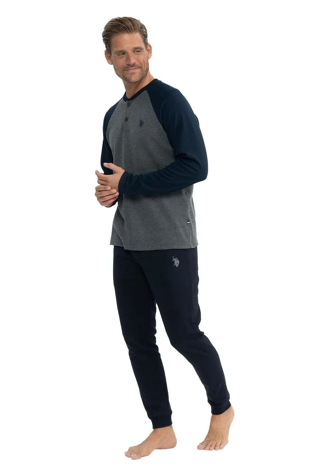 Eşofman TakımlarU.s Polo Assn. 18838 Erkek Uzun Kollu Paçası Lastikli Waffle Kumaş Rahat Ev Giyim-Antrasitmelanj | Pijamapazari.comU.s Polo Assn. 18838 Erkek Uzun Kollu Paçası Lastikli Waffle Kumaş Rahat Ev Giyim-Antrasitmelanj