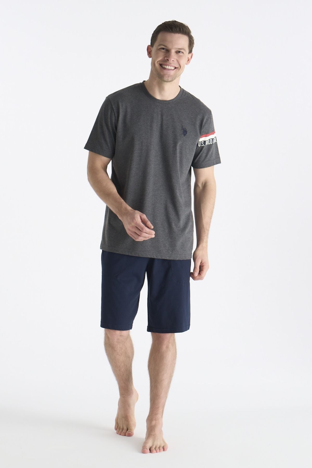 PijamalarU.s Polo Assn. 19001 Erkek Kısa Kollu Şortlu Pijama Takımı-Gri | Pijamapazari.comU.s Polo Assn. 19001 Erkek Kısa Kollu Şortlu Pijama Takımı-Gri