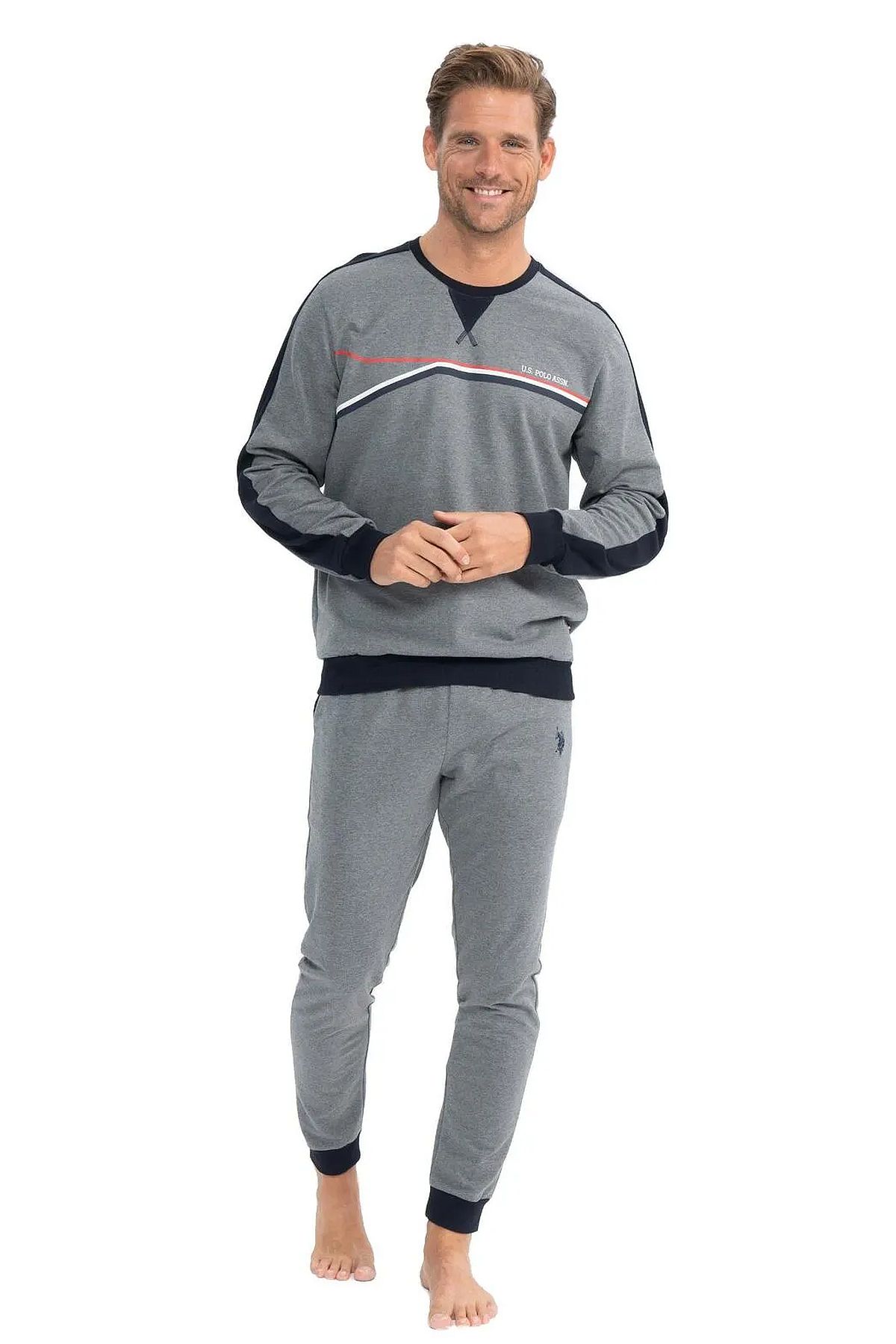 Eşofman TakımlarU.s Polo Assn. 18813 Erkek Uzun Kollu Yuvarlak Yaka Paçası Lastikli Rahat Ev Giyim-Antrasitmelanj | Pijamapazari.comU.s Polo Assn. 18813 Erkek Uzun Kollu Yuvarlak Yaka Paçası Lastikli Rahat Ev Giyim-Antrasitmelanj