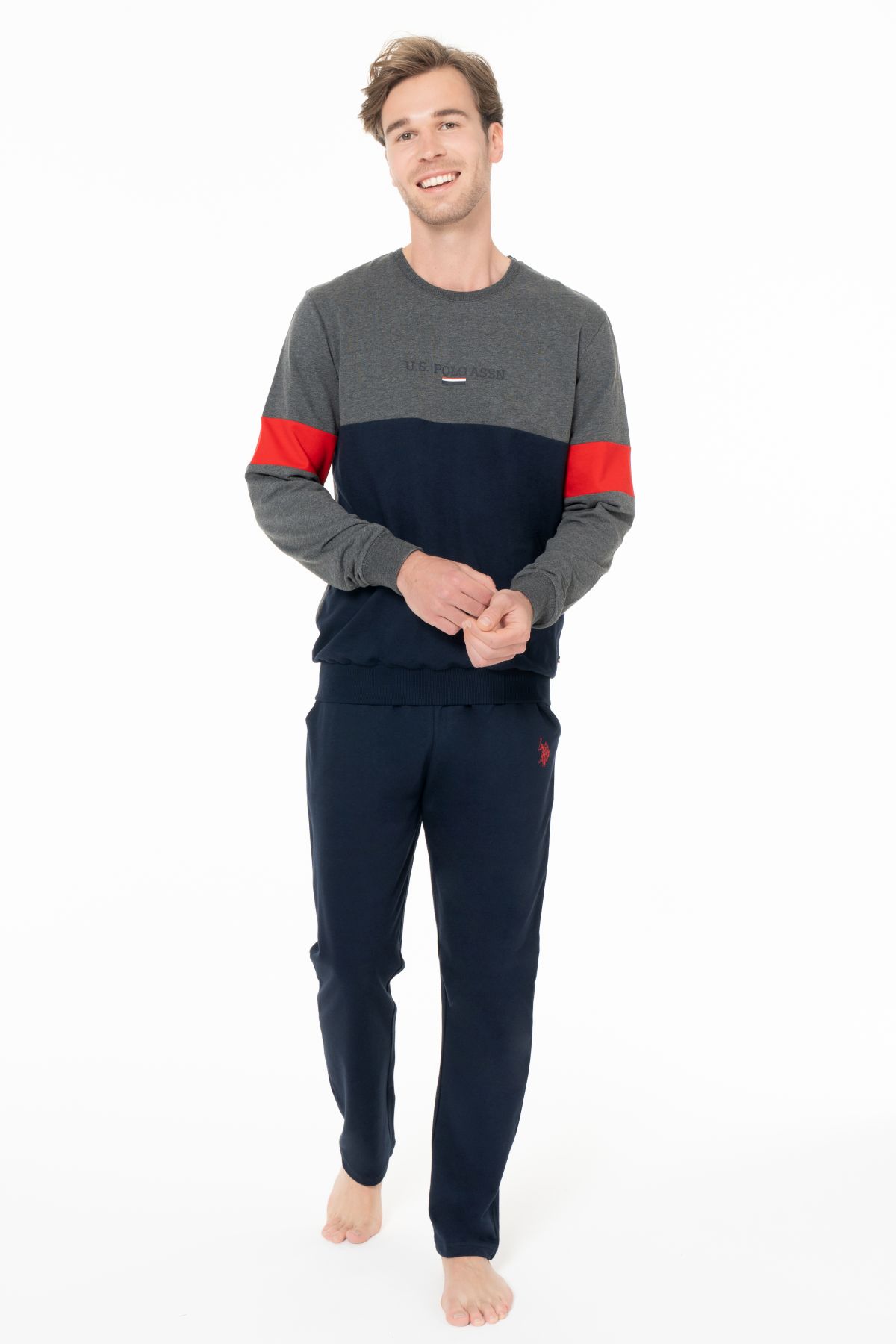 Eşofman TakımlarıU.s Polo Assn. 18930 Erkek Uzun Kollu Bisiklet Yaka Rahat Ev Giyim-Antrasitmelanj | Pijamapazari.comU.s Polo Assn. 18930 Erkek Uzun Kollu Bisiklet Yaka Rahat Ev Giyim-Antrasitmelanj