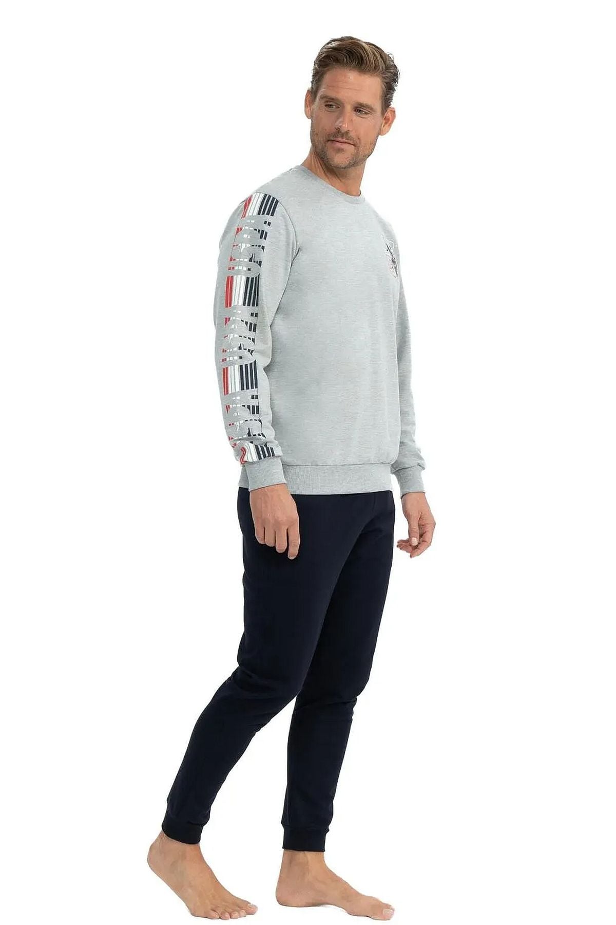 Eşofman TakımlarU.s Polo Assn. 18820 Erkek Uzun Kollu Yuvarlak Yaka Paçası Lastikli Rahat Ev Giyim-Grimelanj | Pijamapazari.comU.s Polo Assn. 18820 Erkek Uzun Kollu Yuvarlak Yaka Paçası Lastikli Rahat Ev Giyim-Grimelanj