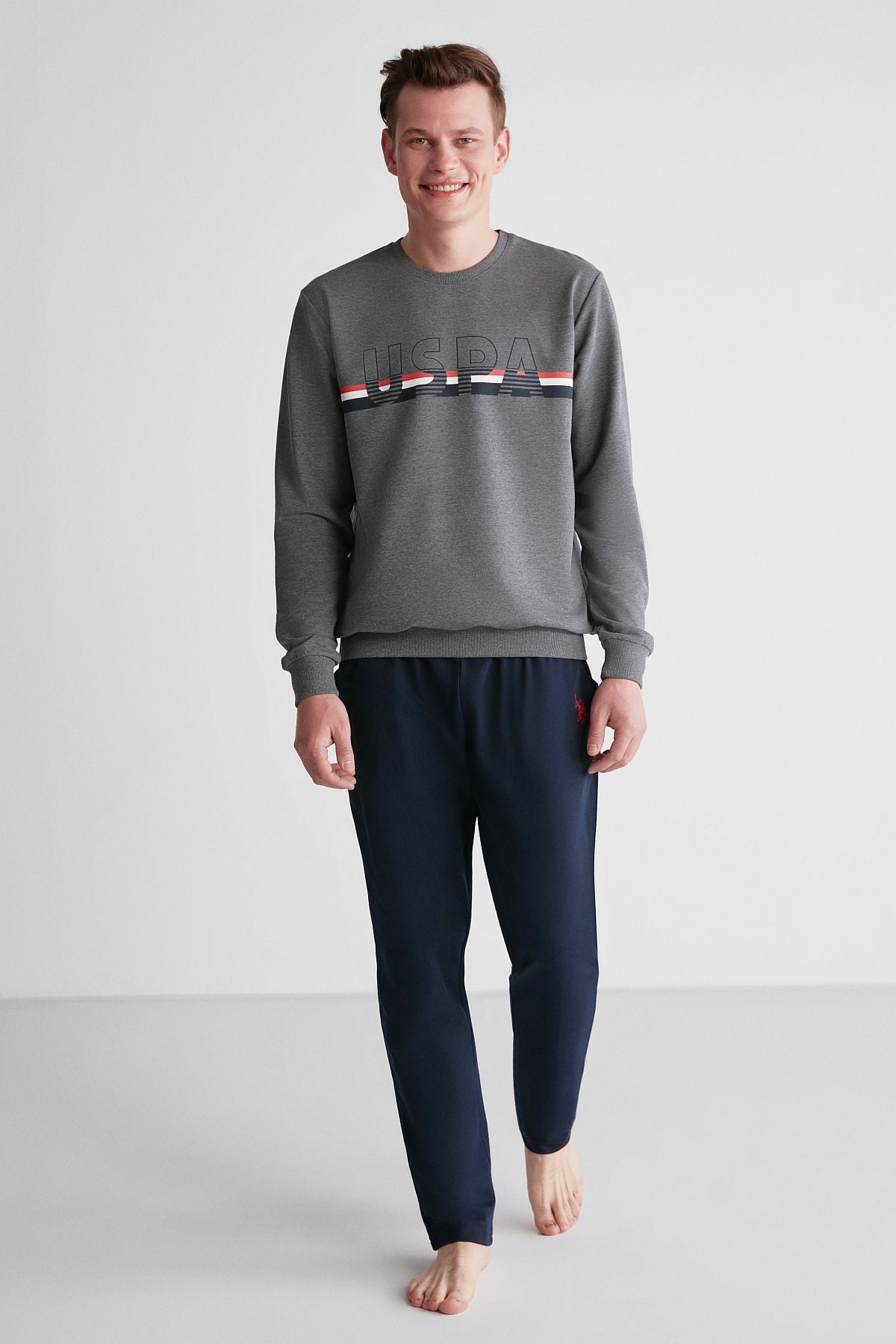 PijamalarU.s Polo Assn. 18710 Erkek Antrasit Melanj Yuvarlak Yaka Uzun Kollu Pijama Takımı -Antrasitmelanj | Pijamapazari.comU.s Polo Assn. 18710 Erkek Antrasit Melanj Yuvarlak Yaka Uzun Kollu Pijama Takımı -Antrasitmelanj
