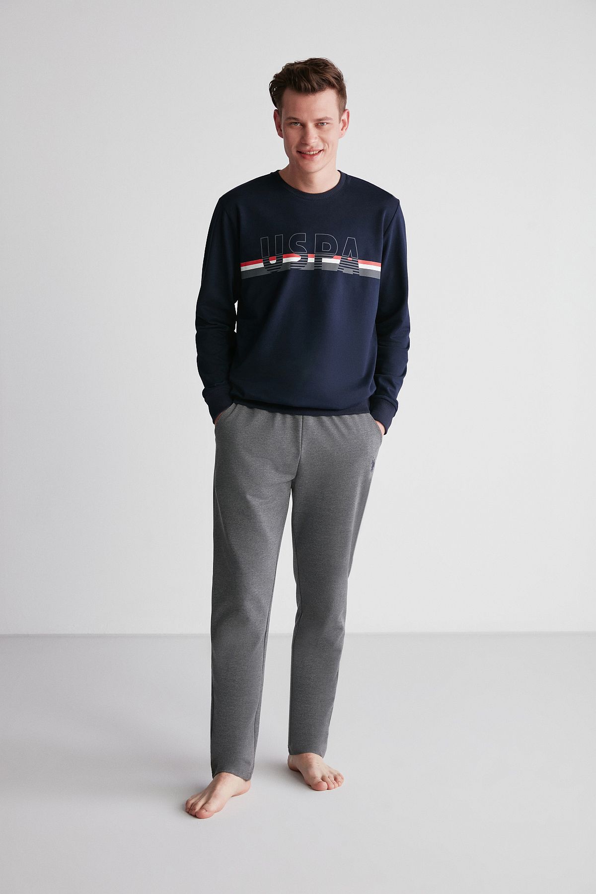 PijamalarU.s Polo Assn. 18710 Erkek Lacivert Yuvarlak Yaka Uzun Kollu Pijama Takımı -Lacivert | Pijamapazari.comU.s Polo Assn. 18710 Erkek Lacivert Yuvarlak Yaka Uzun Kollu Pijama Takımı -Lacivert