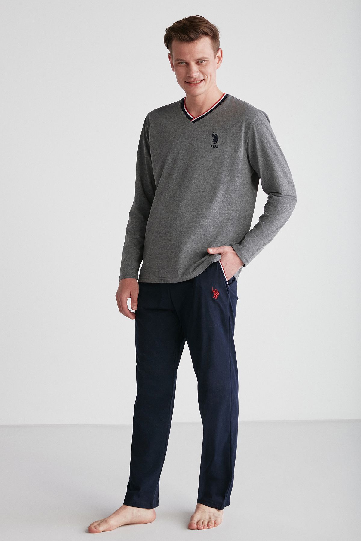 PijamalarU.s Polo Assn. 18752 Erkek Antrasit Melanj V Yaka Uzun Kollu Pijama Takımı -Antrasitmelanj | Pijamapazari.comU.s Polo Assn. 18752 Erkek Antrasit Melanj V Yaka Uzun Kollu Pijama Takımı -Antrasitmelanj