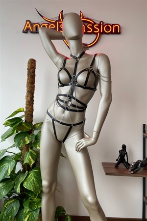Siyah Deri Korse Harness Takım