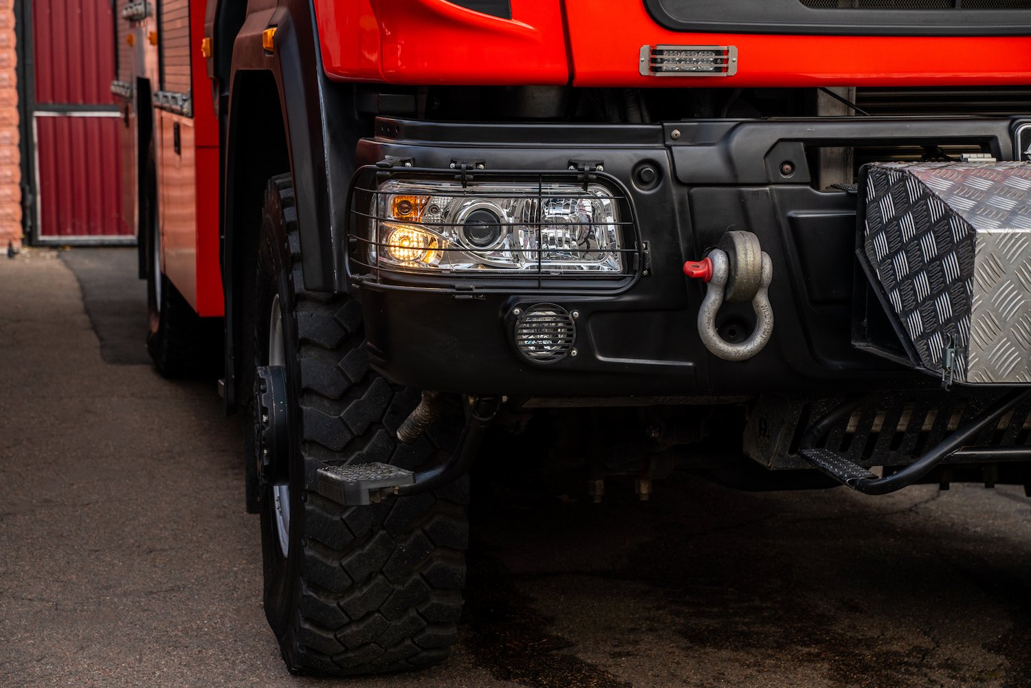 Off Road Aydınlatmalarda Hangi Çalışma Lambası Hangi Ortamda Kullanılır?
