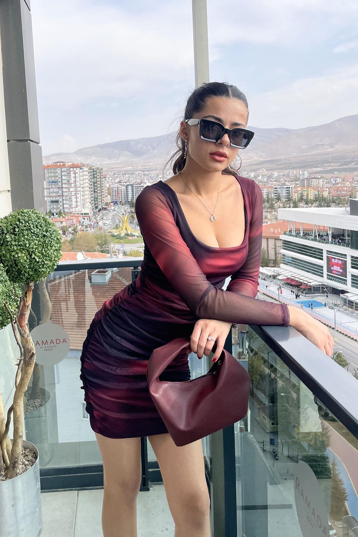 Kare Yaka Yan Büzgülü Tül Elbise - Siyah SİYAH